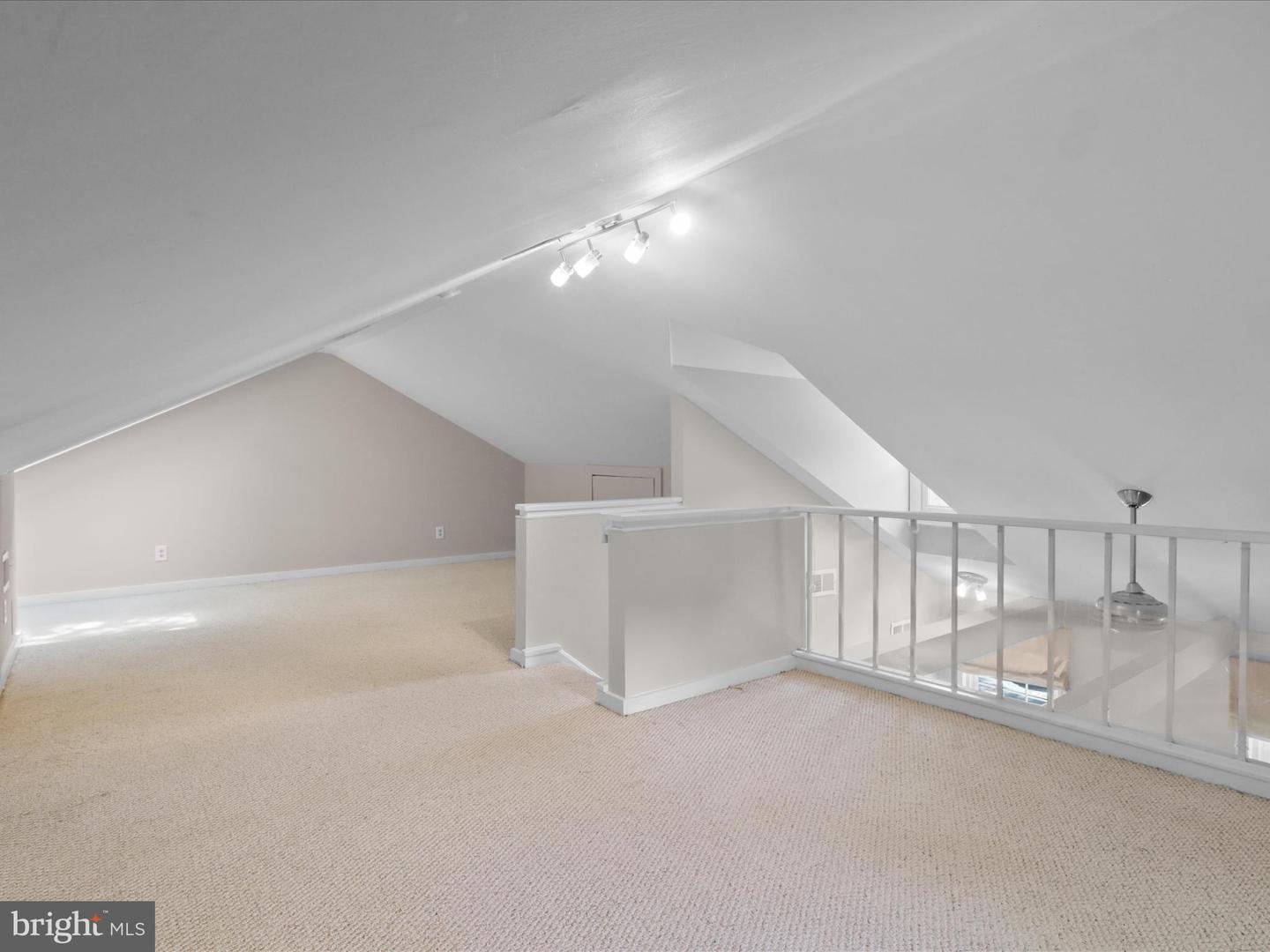 2721 ORDWAY ST NW #5, WASHINGTON, District Of Columbia 20008, 2 Bedrooms Bedrooms, ,1 BathroomBathrooms,Residential,For sale,2721 ORDWAY ST NW #5,DCDC2206510 MLS # DCDC2206510