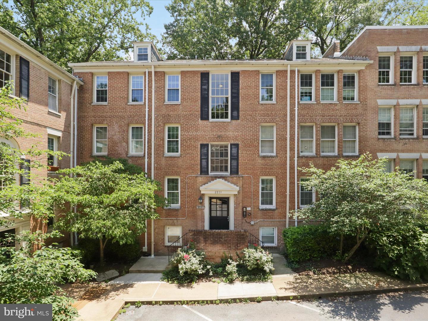 2721 ORDWAY ST NW #5, WASHINGTON, District Of Columbia 20008, 2 Bedrooms Bedrooms, ,1 BathroomBathrooms,Residential,For sale,2721 ORDWAY ST NW #5,DCDC2206510 MLS # DCDC2206510