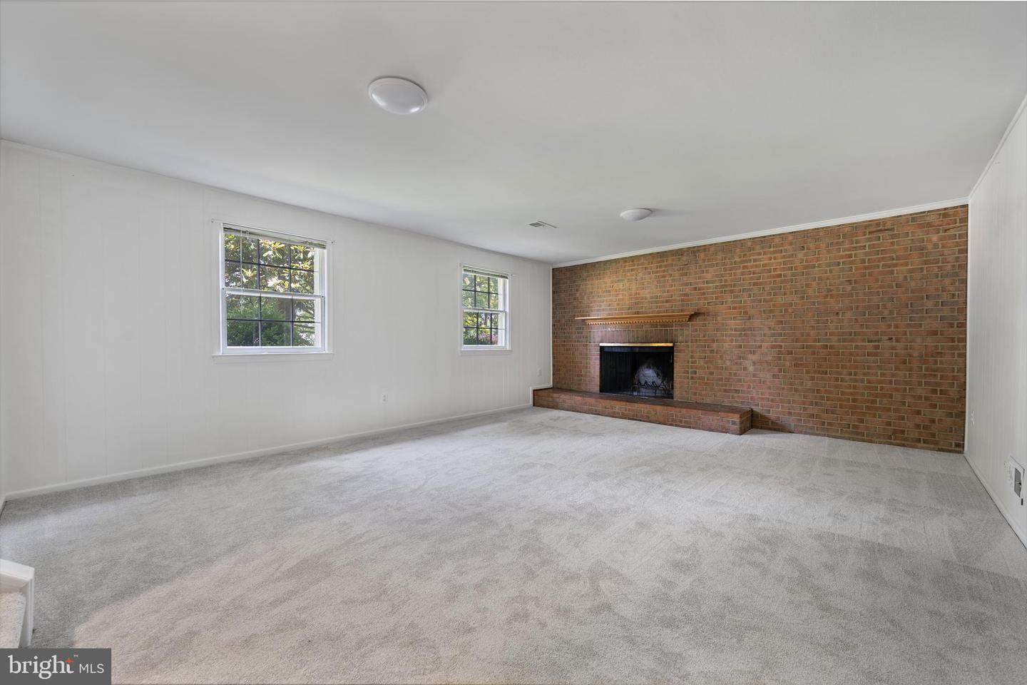 8105 GREELEY BLVD, SPRINGFIELD, Virginia 22152, 5 Bedrooms Bedrooms, ,2 BathroomsBathrooms,Residential,For sale,8105 GREELEY BLVD,VAFX2248204 MLS # VAFX2248204