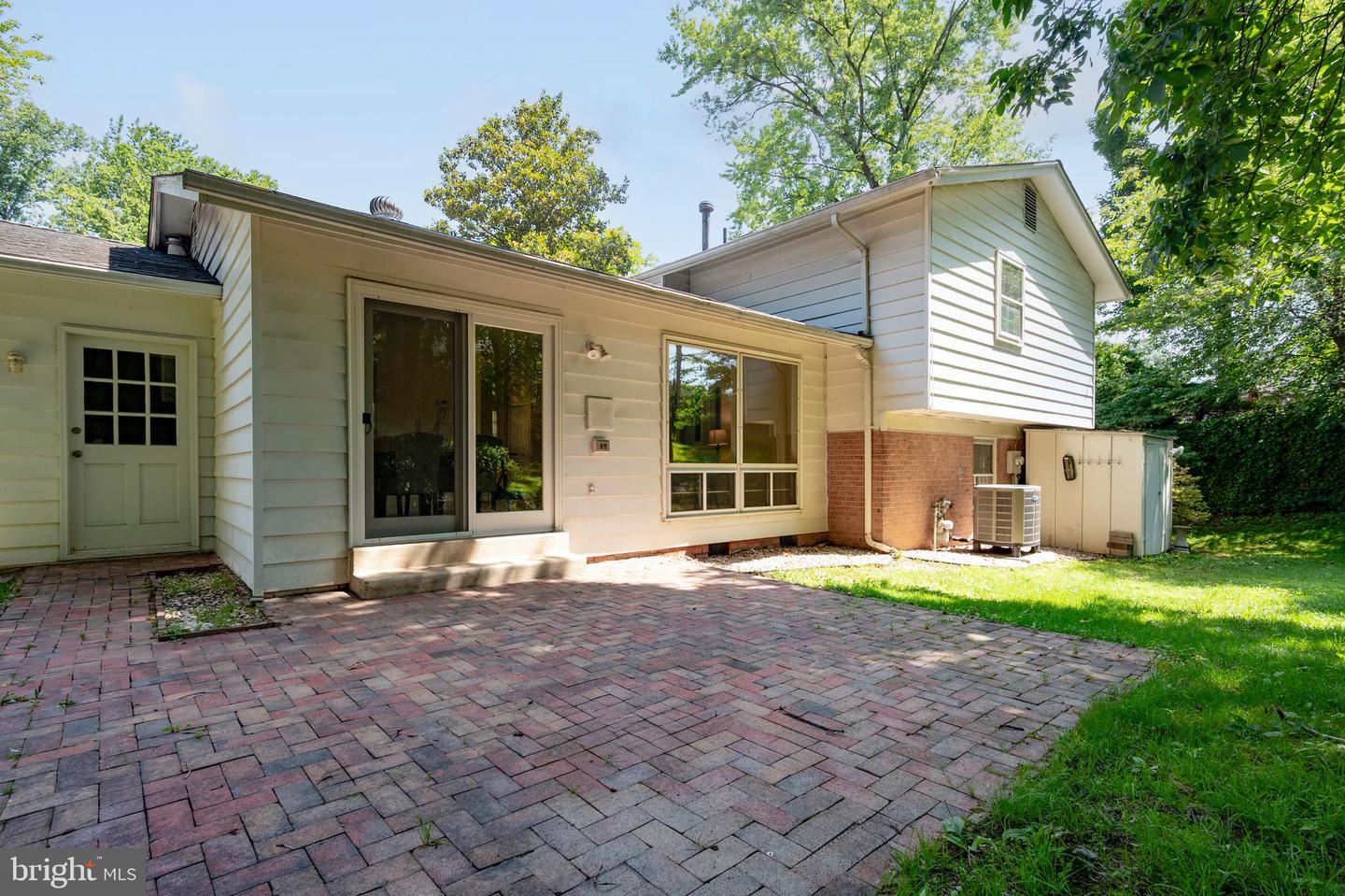 8105 GREELEY BLVD, SPRINGFIELD, Virginia 22152, 5 Bedrooms Bedrooms, ,2 BathroomsBathrooms,Residential,For sale,8105 GREELEY BLVD,VAFX2248204 MLS # VAFX2248204