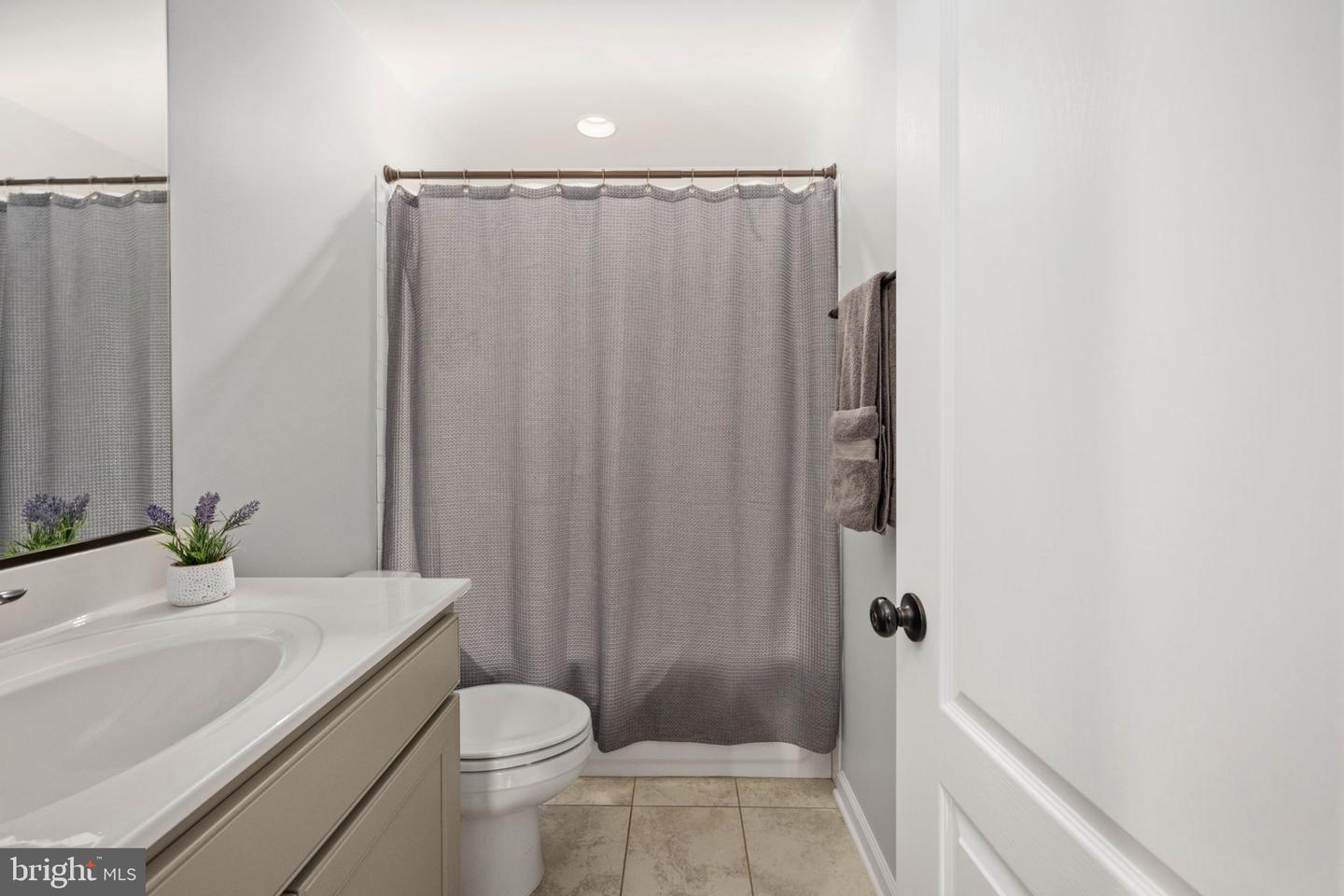 601 COASTAL AVE, STAFFORD, Virginia 22554, 5 Bedrooms Bedrooms, ,3 BathroomsBathrooms,Residential,For sale,601 COASTAL AVE,VAST2039946 MLS # VAST2039946