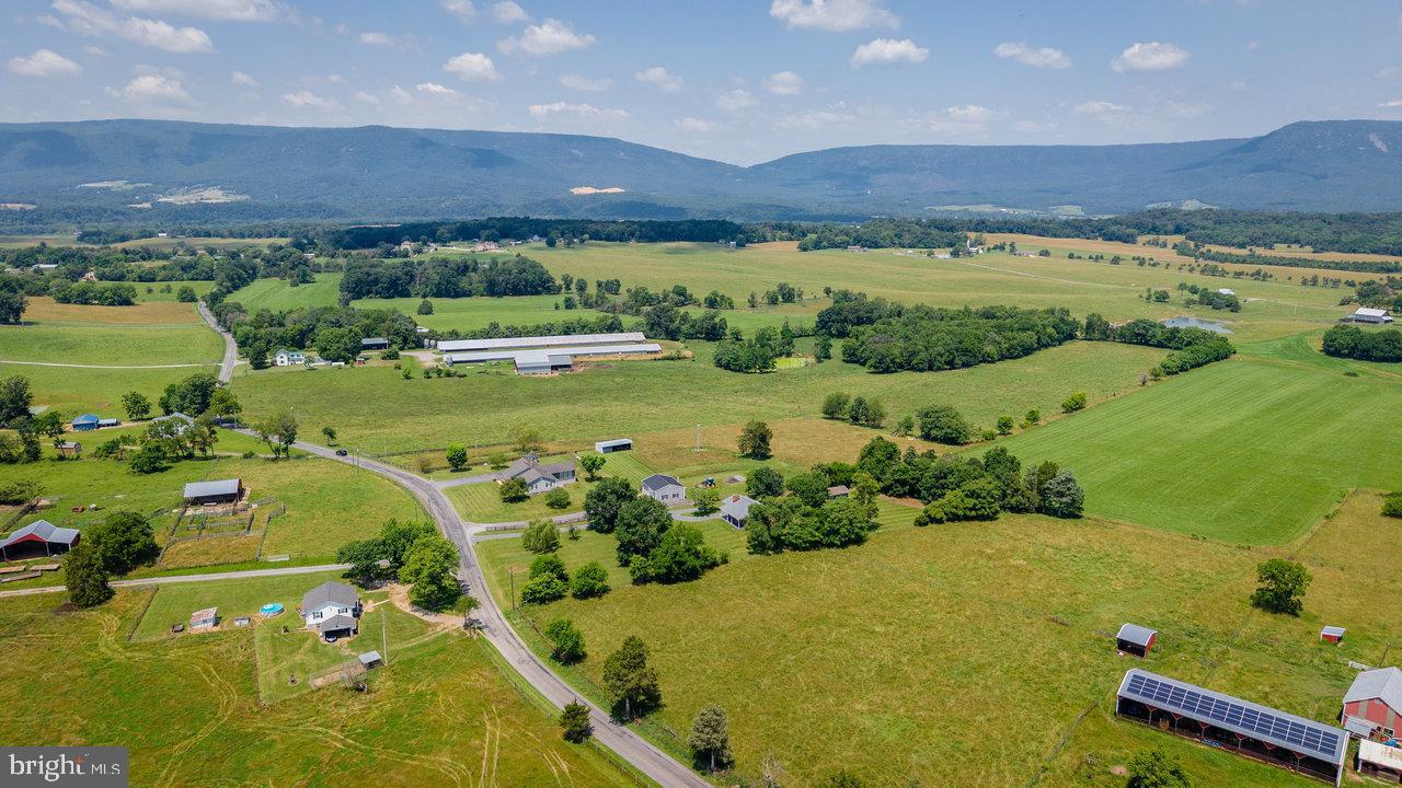 1678 PINEY HILL RD, LURAY, Virginia 22835, 2 Bedrooms Bedrooms, ,1 BathroomBathrooms,Residential,For sale,1678 PINEY HILL RD,VAPA2005040 MLS # VAPA2005040
