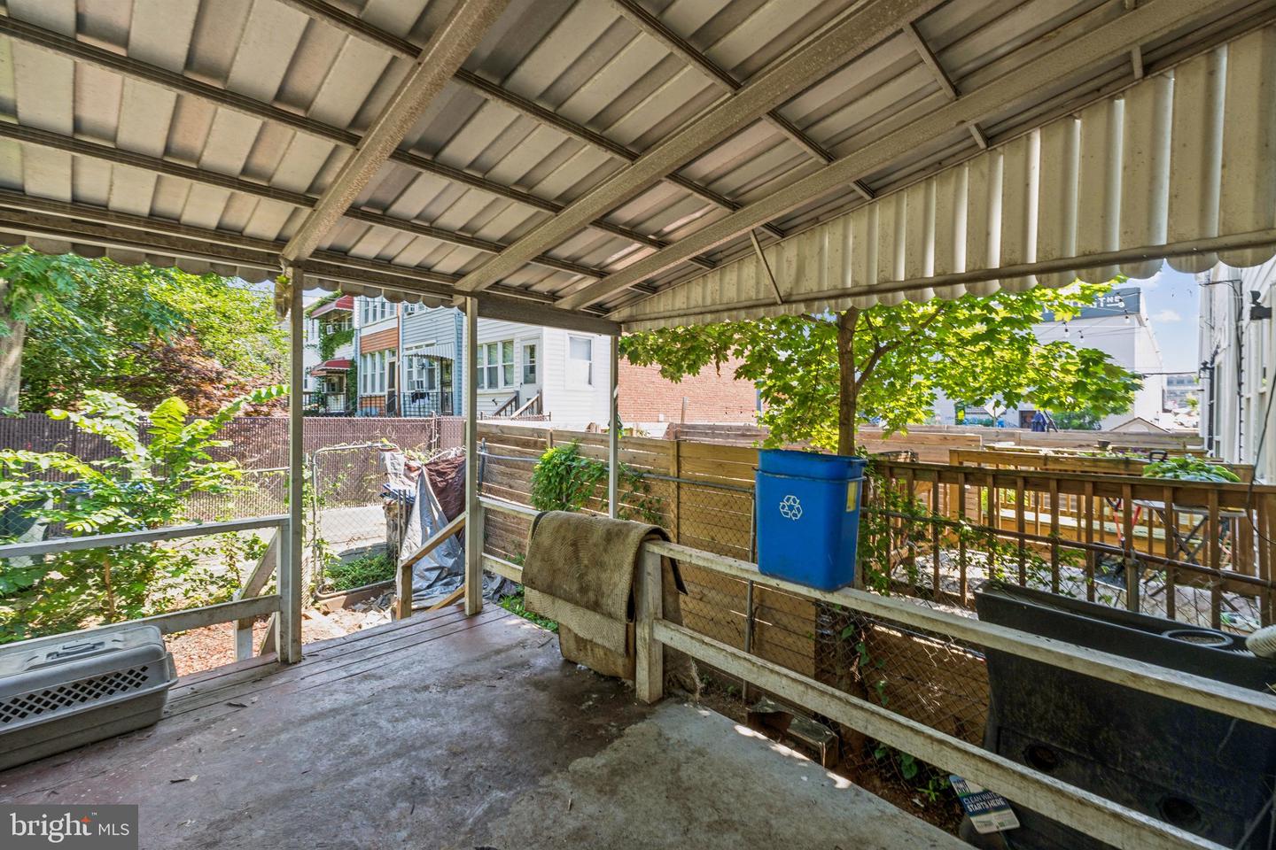 324 BRYANT ST NE, WASHINGTON, District Of Columbia 20002, 2 Bedrooms Bedrooms, ,2 BathroomsBathrooms,Residential,For sale,324 BRYANT ST NE,DCDC2206506 MLS # DCDC2206506