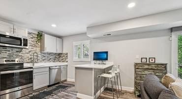 3300 S 28TH ST #403, ALEXANDRIA, Virginia 22302, 2 Bedrooms Bedrooms, ,1 BathroomBathrooms,Residential,For sale,3300 S 28TH ST #403,VAAX2046730 MLS # VAAX2046730