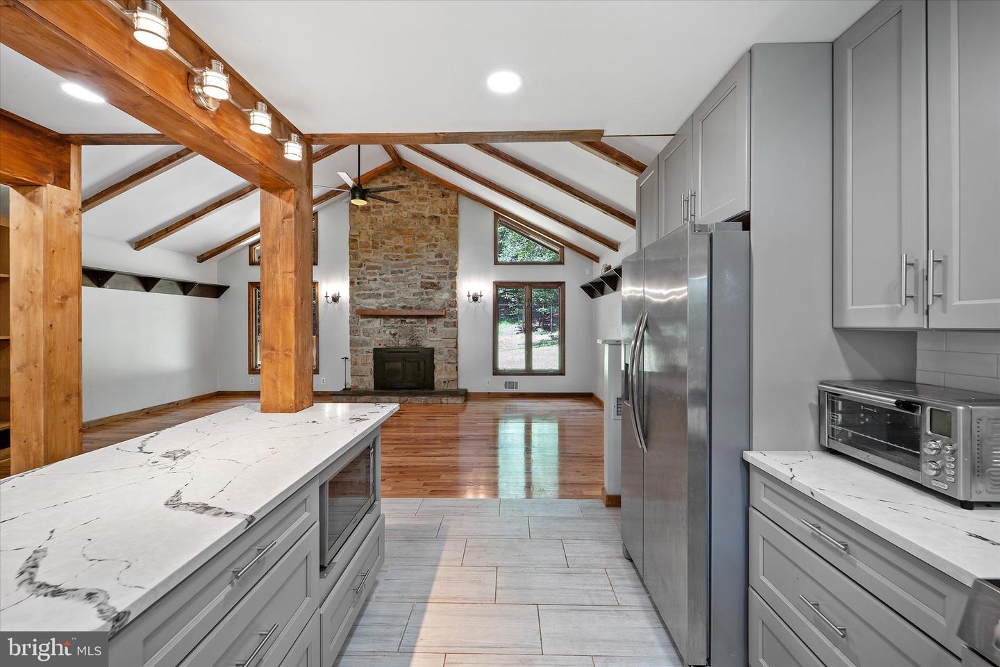 2416 YOUNGS DR, HAYMARKET, Virginia 20169, 5 Bedrooms Bedrooms, ,4 BathroomsBathrooms,Residential,For sale,2416 YOUNGS DR,VAPW2097492 MLS # VAPW2097492