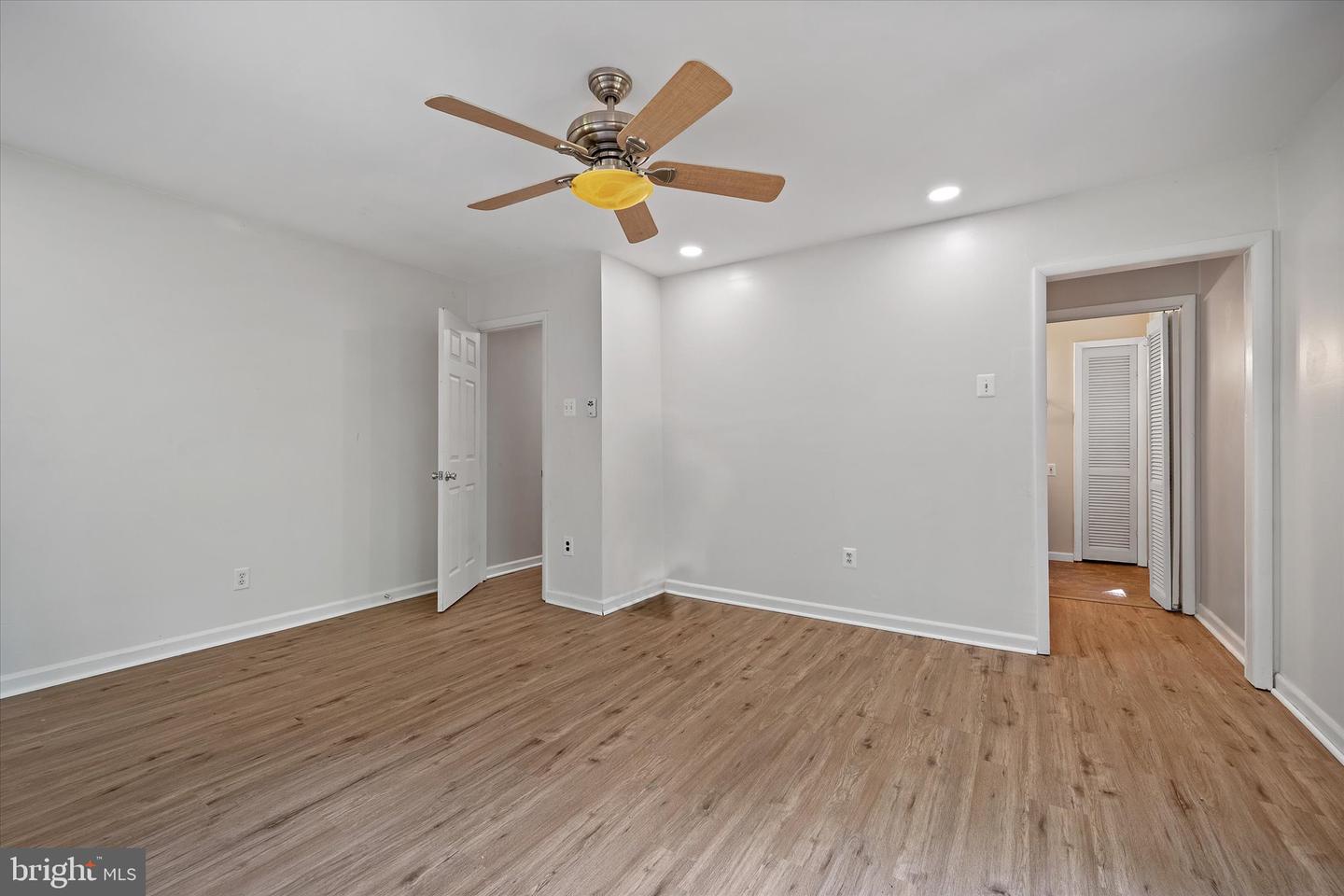 2416 YOUNGS DR, HAYMARKET, Virginia 20169, 5 Bedrooms Bedrooms, ,4 BathroomsBathrooms,Residential,For sale,2416 YOUNGS DR,VAPW2097492 MLS # VAPW2097492