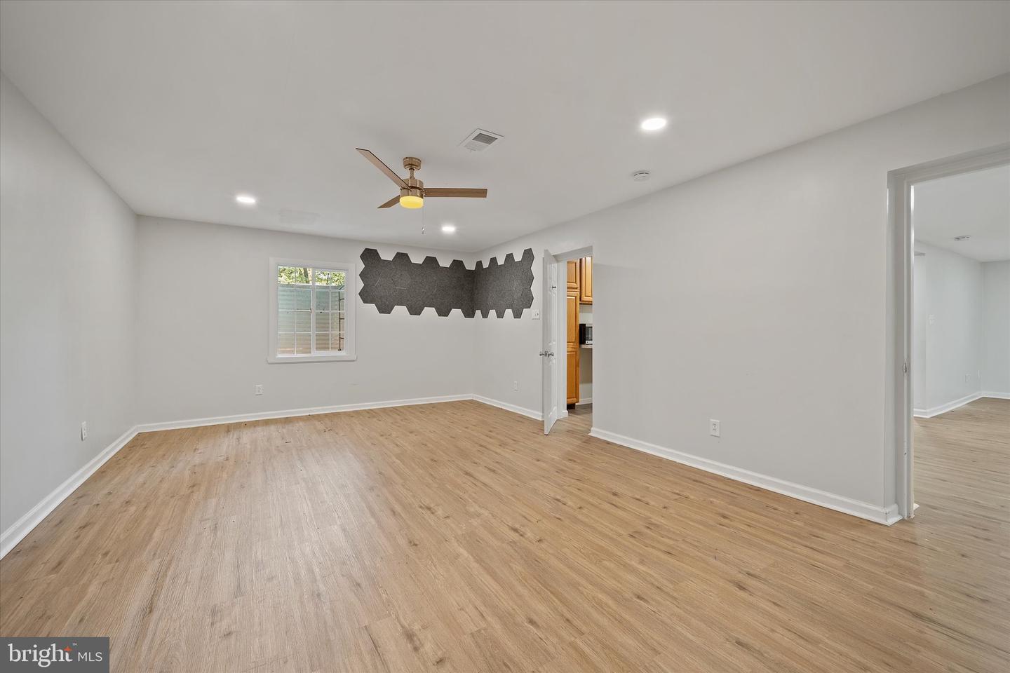 2416 YOUNGS DR, HAYMARKET, Virginia 20169, 5 Bedrooms Bedrooms, ,4 BathroomsBathrooms,Residential,For sale,2416 YOUNGS DR,VAPW2097492 MLS # VAPW2097492