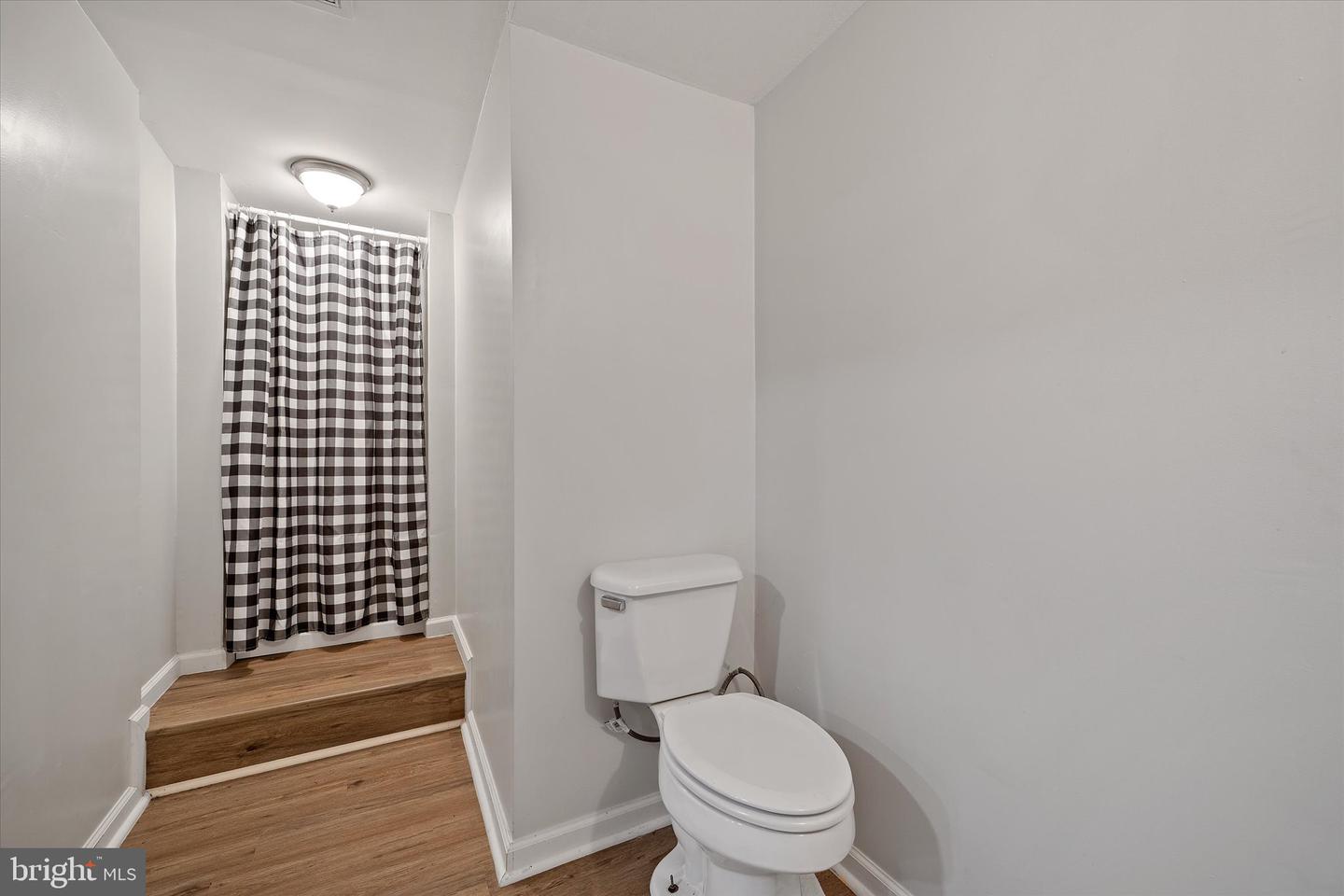 2416 YOUNGS DR, HAYMARKET, Virginia 20169, 5 Bedrooms Bedrooms, ,4 BathroomsBathrooms,Residential,For sale,2416 YOUNGS DR,VAPW2097492 MLS # VAPW2097492
