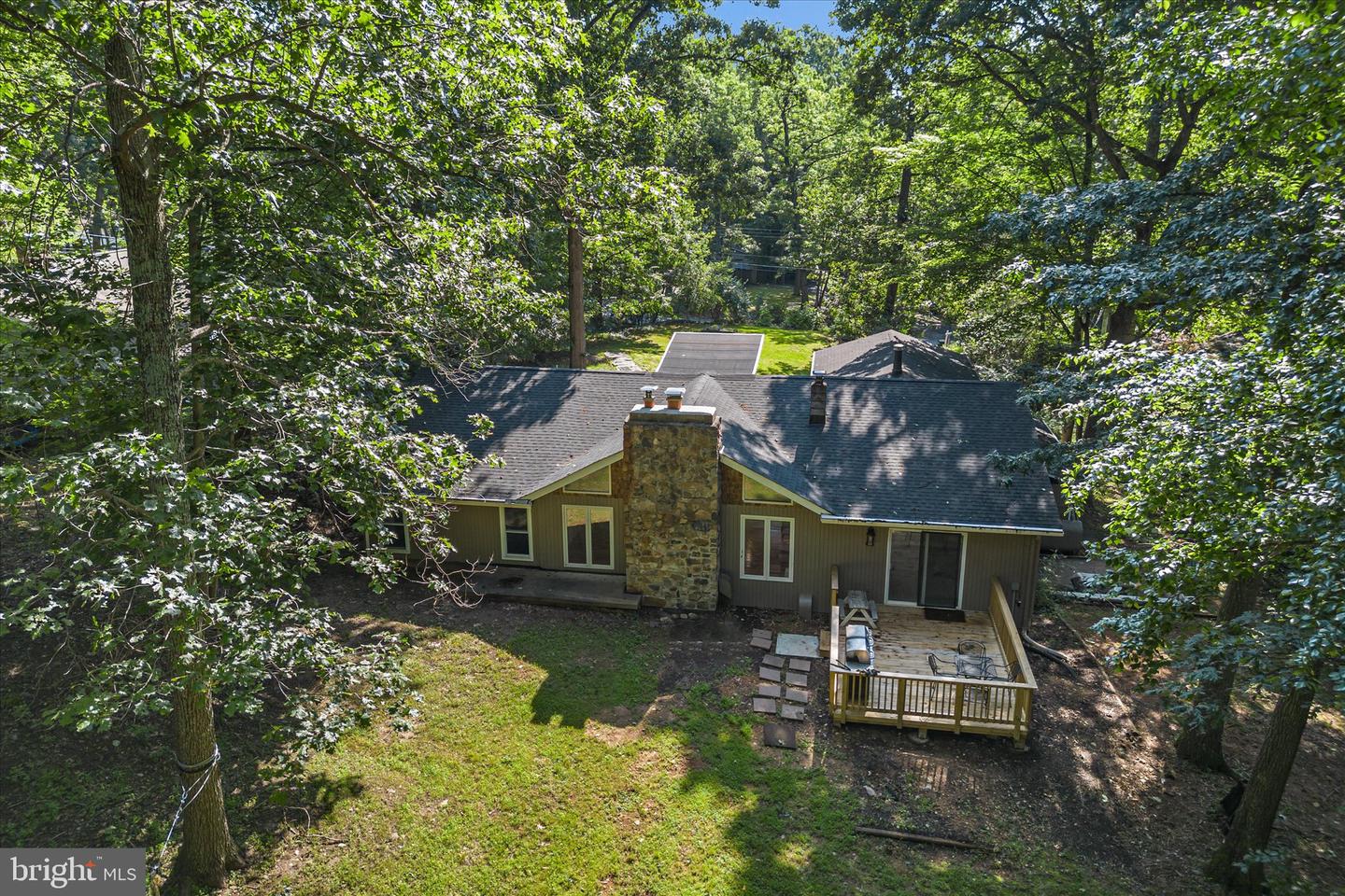 2416 YOUNGS DR, HAYMARKET, Virginia 20169, 5 Bedrooms Bedrooms, ,4 BathroomsBathrooms,Residential,For sale,2416 YOUNGS DR,VAPW2097492 MLS # VAPW2097492