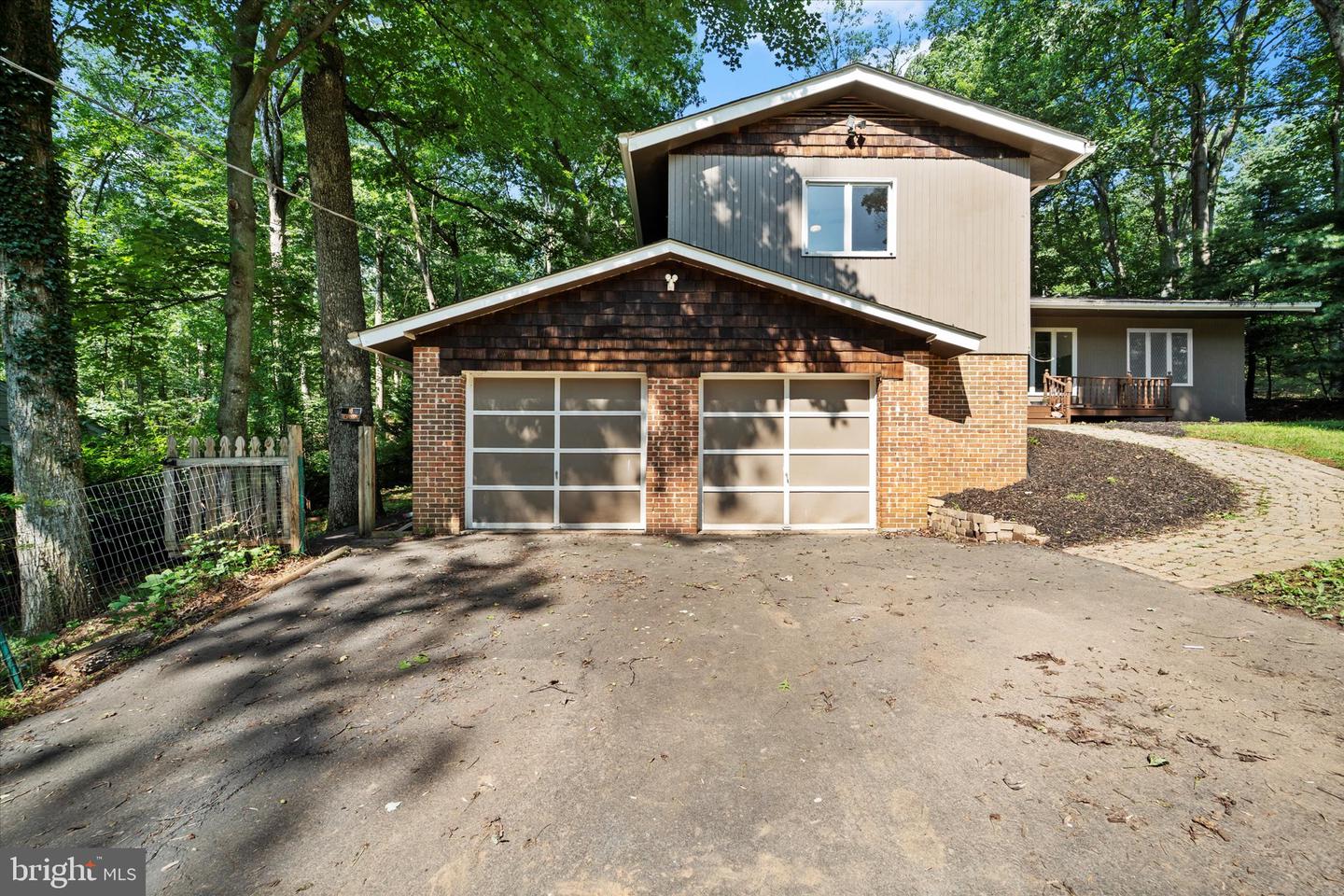 2416 YOUNGS DR, HAYMARKET, Virginia 20169, 5 Bedrooms Bedrooms, ,4 BathroomsBathrooms,Residential,For sale,2416 YOUNGS DR,VAPW2097492 MLS # VAPW2097492
