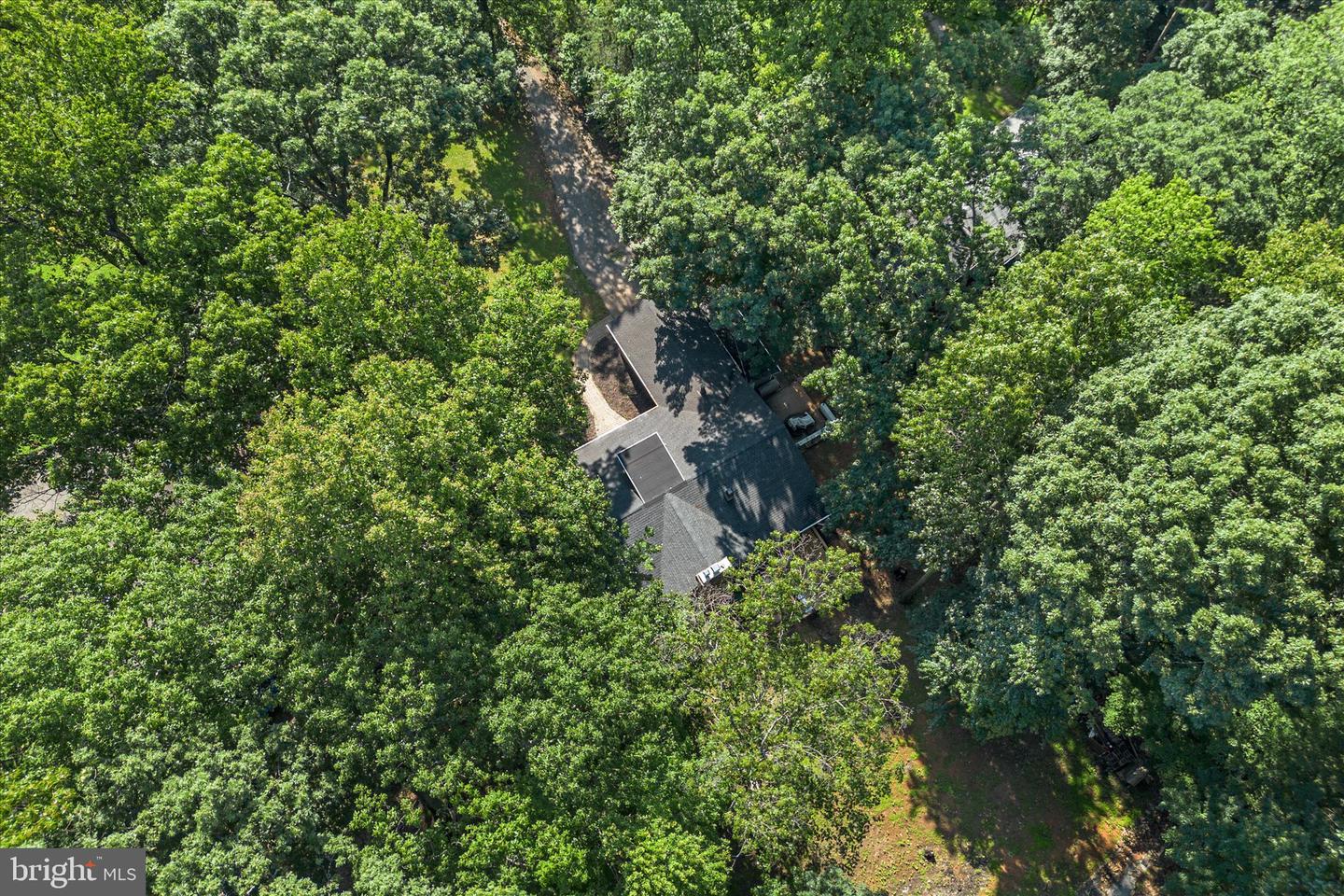 2416 YOUNGS DR, HAYMARKET, Virginia 20169, 5 Bedrooms Bedrooms, ,4 BathroomsBathrooms,Residential,For sale,2416 YOUNGS DR,VAPW2097492 MLS # VAPW2097492