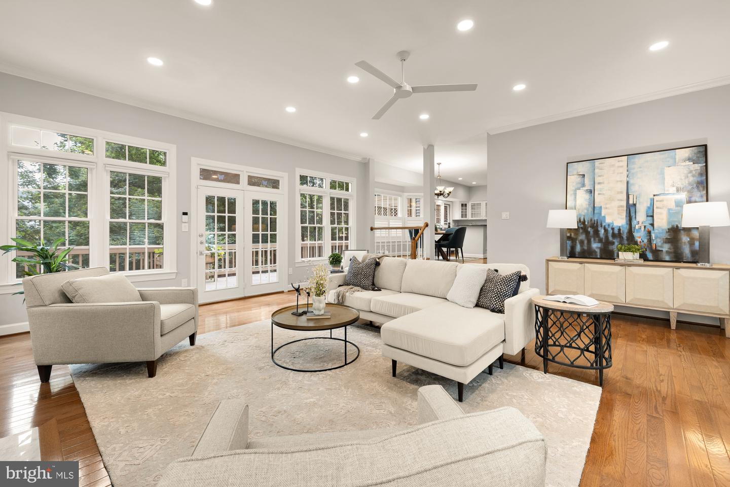 305 SPRINGWOOD CT NE, VIENNA, Virginia 22180, 5 Bedrooms Bedrooms, 18 Rooms Rooms,3 BathroomsBathrooms,Residential,For sale,305 SPRINGWOOD CT NE,VAFX2249034 MLS # VAFX2249034