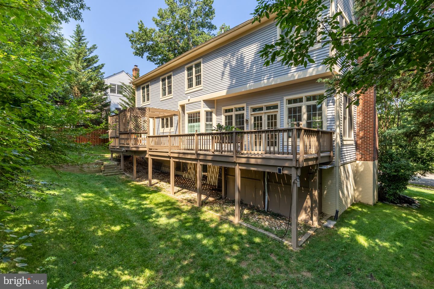 305 SPRINGWOOD CT NE, VIENNA, Virginia 22180, 5 Bedrooms Bedrooms, 18 Rooms Rooms,3 BathroomsBathrooms,Residential,For sale,305 SPRINGWOOD CT NE,VAFX2249034 MLS # VAFX2249034