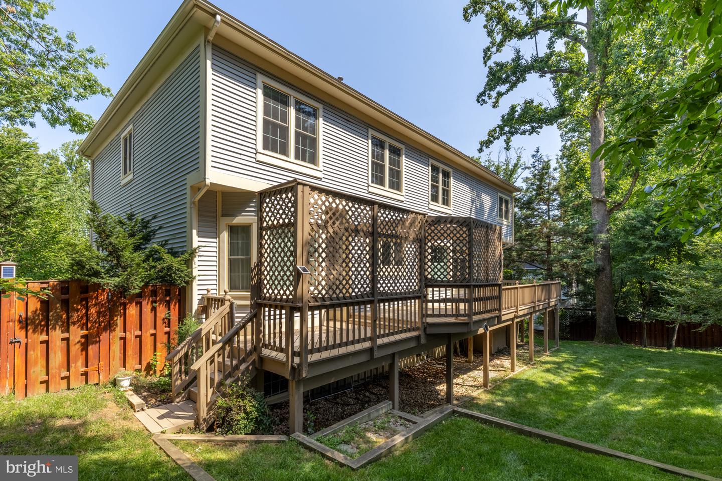 305 SPRINGWOOD CT NE, VIENNA, Virginia 22180, 5 Bedrooms Bedrooms, 18 Rooms Rooms,3 BathroomsBathrooms,Residential,For sale,305 SPRINGWOOD CT NE,VAFX2249034 MLS # VAFX2249034