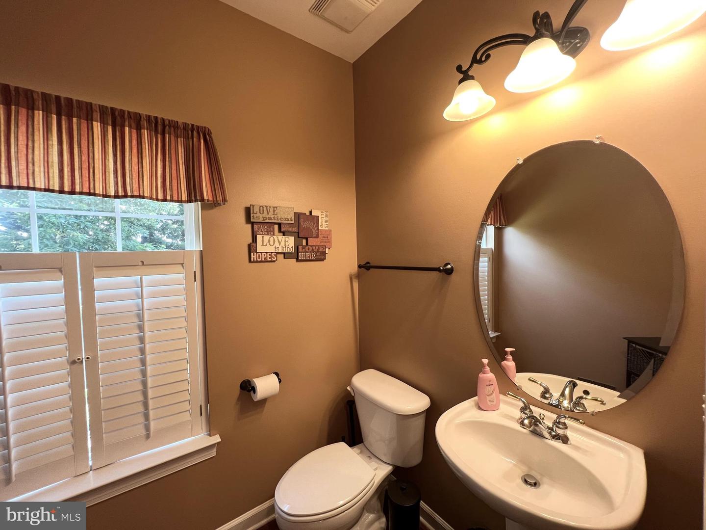 9404 DUNEDIN CT, FREDERICKSBURG, Virginia 22407, 6 Bedrooms Bedrooms, ,6 BathroomsBathrooms,Residential,For sale,9404 DUNEDIN CT,VASP2034088 MLS # VASP2034088