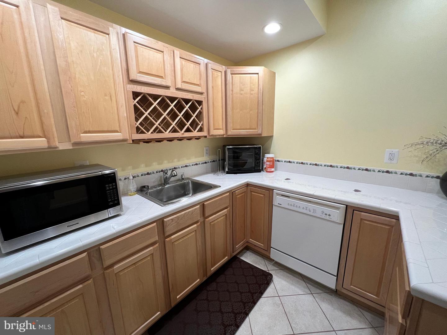 9404 DUNEDIN CT, FREDERICKSBURG, Virginia 22407, 6 Bedrooms Bedrooms, ,6 BathroomsBathrooms,Residential,For sale,9404 DUNEDIN CT,VASP2034088 MLS # VASP2034088