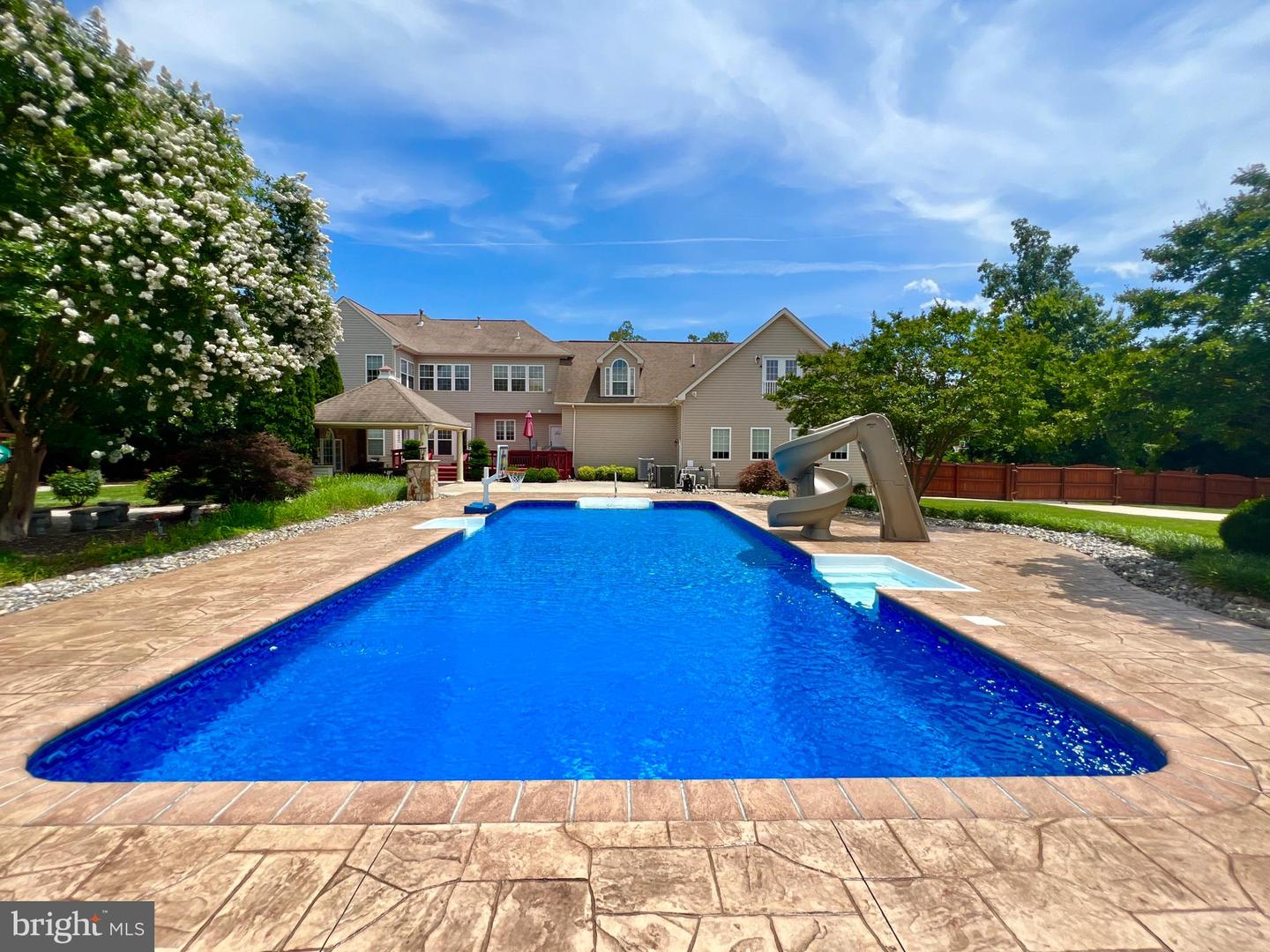 9404 DUNEDIN CT, FREDERICKSBURG, Virginia 22407, 6 Bedrooms Bedrooms, ,6 BathroomsBathrooms,Residential,For sale,9404 DUNEDIN CT,VASP2034088 MLS # VASP2034088