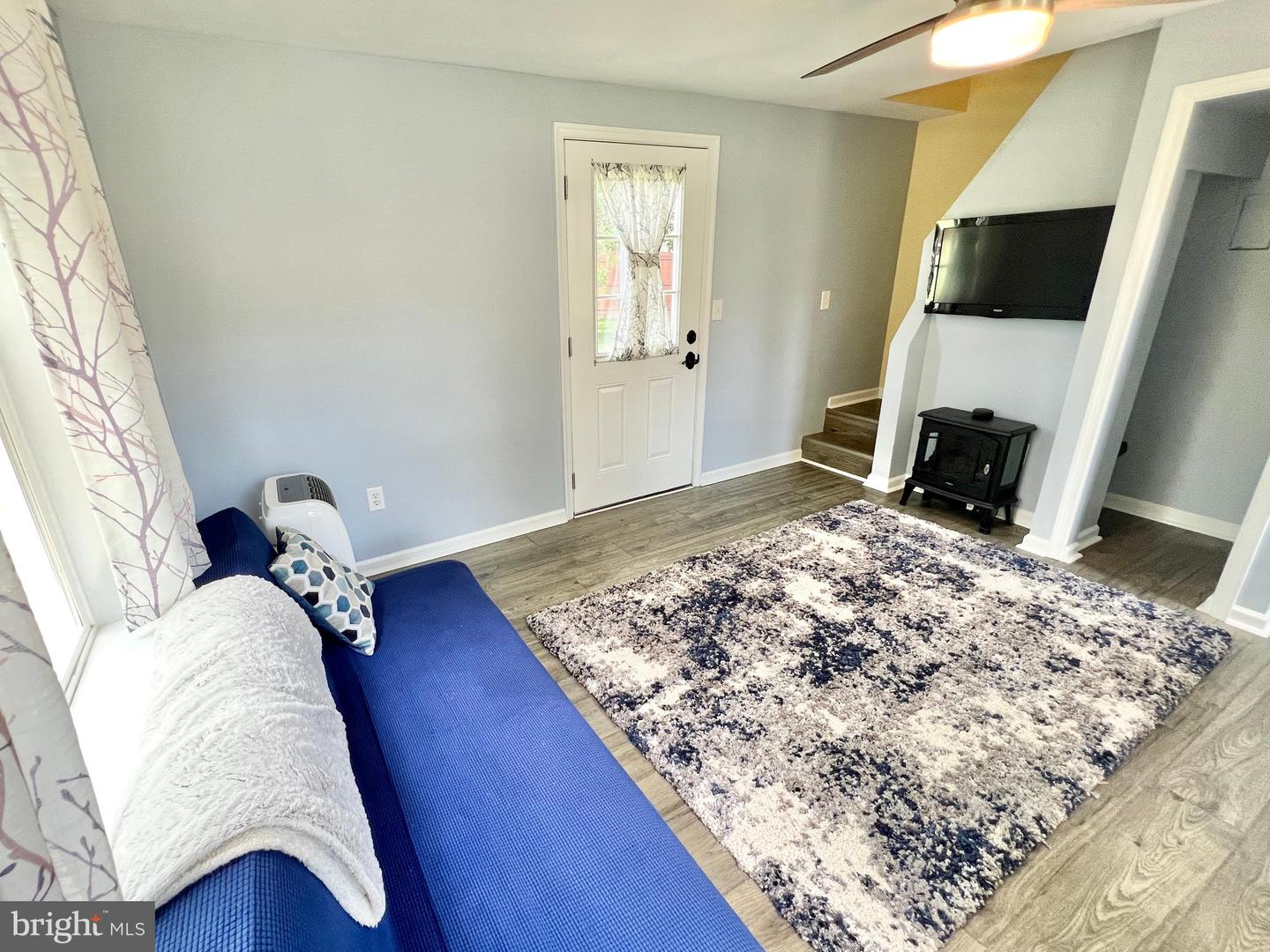 9404 DUNEDIN CT, FREDERICKSBURG, Virginia 22407, 6 Bedrooms Bedrooms, ,6 BathroomsBathrooms,Residential,For sale,9404 DUNEDIN CT,VASP2034088 MLS # VASP2034088
