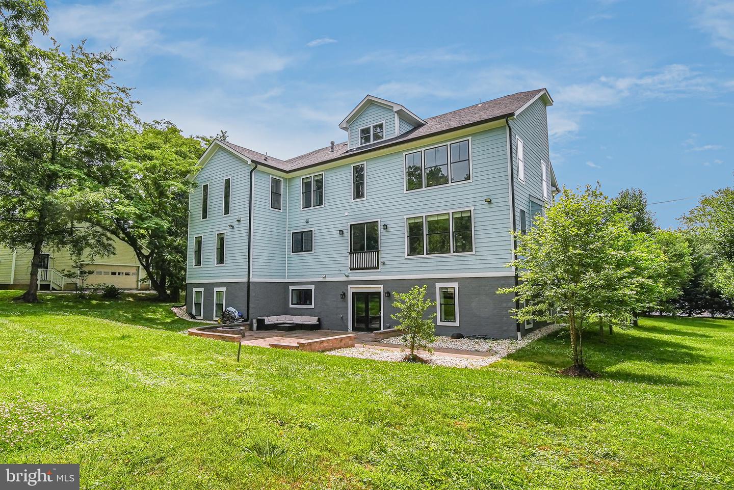9908 BLAKE LN, OAKTON, Virginia 22124, 7 Bedrooms Bedrooms, ,7 BathroomsBathrooms,Residential,For sale,9908 BLAKE LN,VAFX2249120 MLS # VAFX2249120