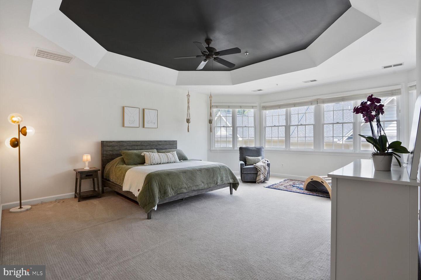 47834 SCOTSBOROUGH SQ, POTOMAC FALLS, Virginia 20165, 4 Bedrooms Bedrooms, ,3 BathroomsBathrooms,Residential,For sale,47834 SCOTSBOROUGH SQ,VALO2100072 MLS # VALO2100072