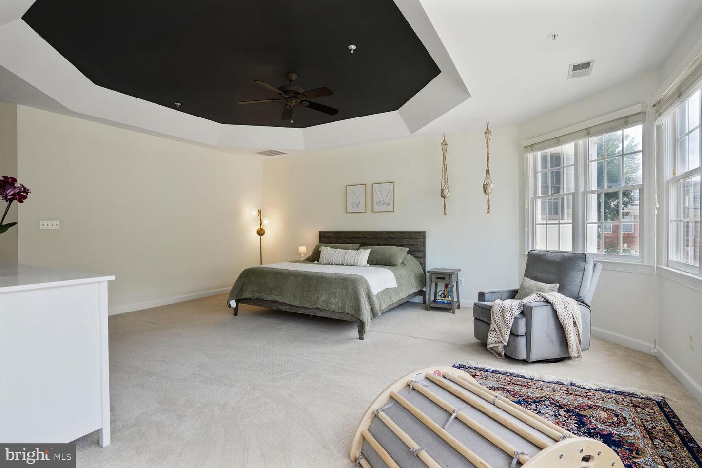 47834 SCOTSBOROUGH SQ, POTOMAC FALLS, Virginia 20165, 4 Bedrooms Bedrooms, ,3 BathroomsBathrooms,Residential,For sale,47834 SCOTSBOROUGH SQ,VALO2100072 MLS # VALO2100072