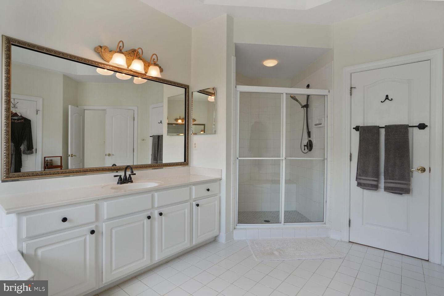 47834 SCOTSBOROUGH SQ, POTOMAC FALLS, Virginia 20165, 4 Bedrooms Bedrooms, ,3 BathroomsBathrooms,Residential,For sale,47834 SCOTSBOROUGH SQ,VALO2100072 MLS # VALO2100072