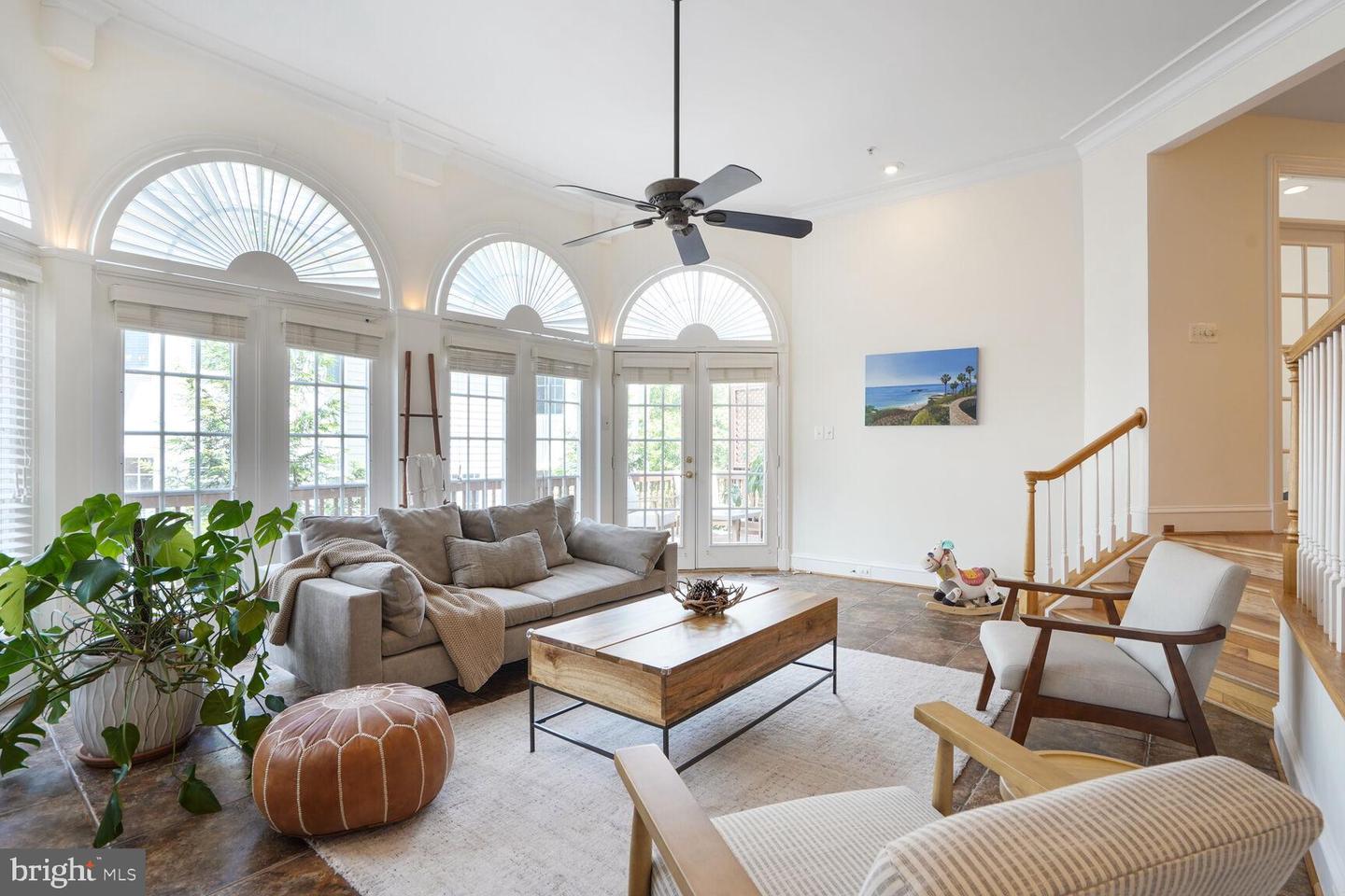 47834 SCOTSBOROUGH SQ, POTOMAC FALLS, Virginia 20165, 4 Bedrooms Bedrooms, ,3 BathroomsBathrooms,Residential,For sale,47834 SCOTSBOROUGH SQ,VALO2100072 MLS # VALO2100072