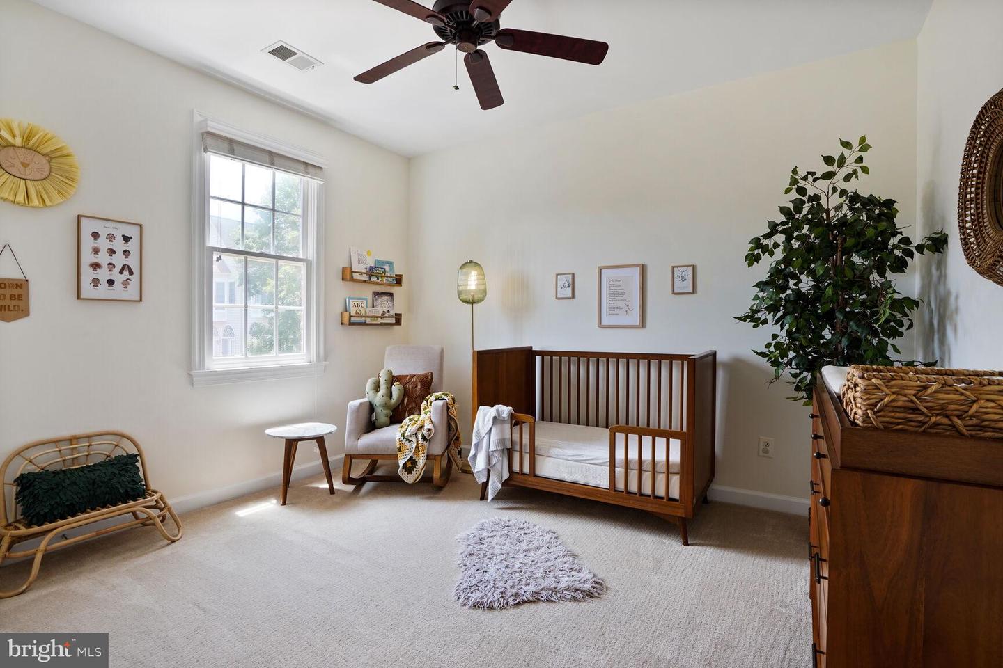 47834 SCOTSBOROUGH SQ, POTOMAC FALLS, Virginia 20165, 4 Bedrooms Bedrooms, ,3 BathroomsBathrooms,Residential,For sale,47834 SCOTSBOROUGH SQ,VALO2100072 MLS # VALO2100072