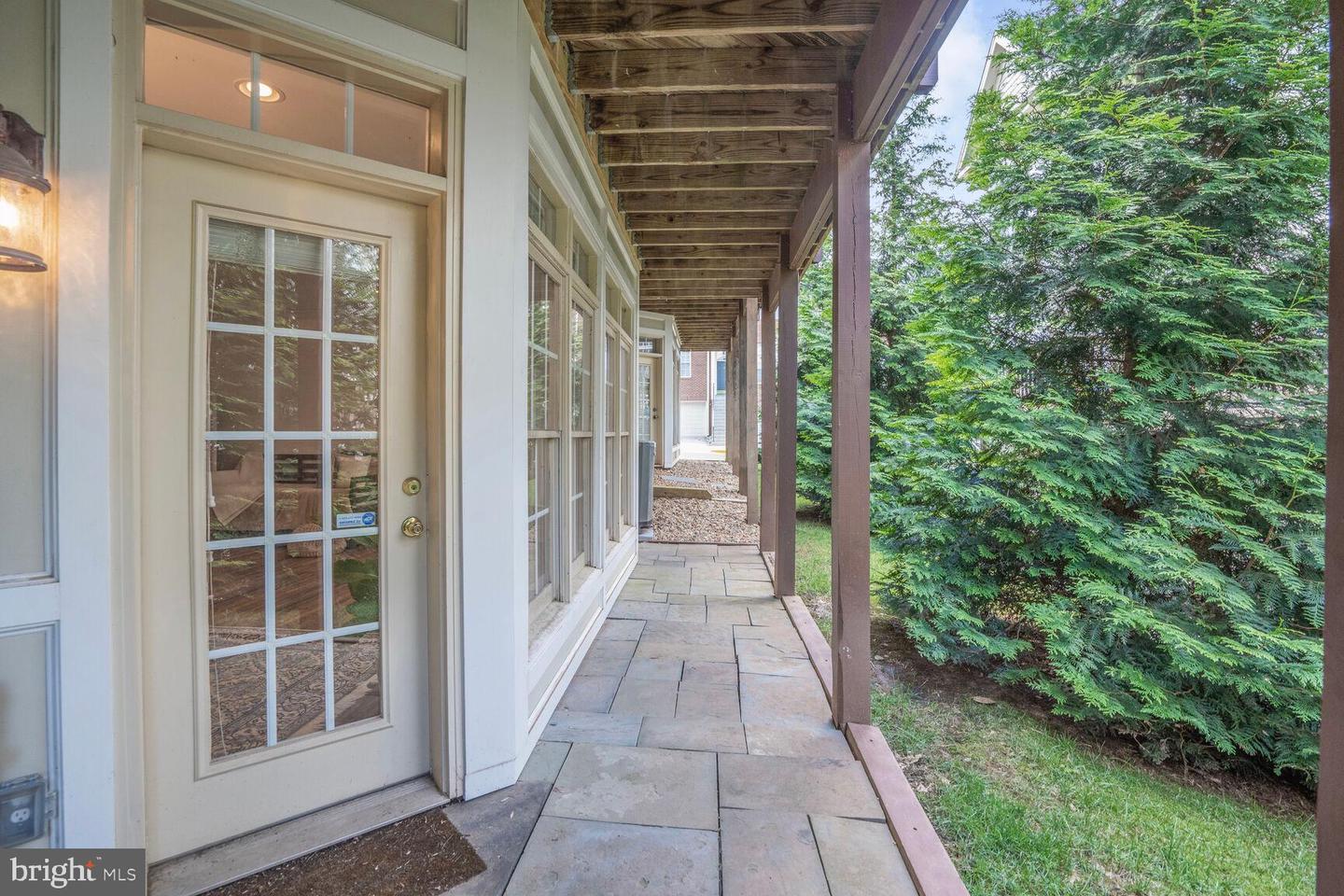 47834 SCOTSBOROUGH SQ, POTOMAC FALLS, Virginia 20165, 4 Bedrooms Bedrooms, ,3 BathroomsBathrooms,Residential,For sale,47834 SCOTSBOROUGH SQ,VALO2100072 MLS # VALO2100072
