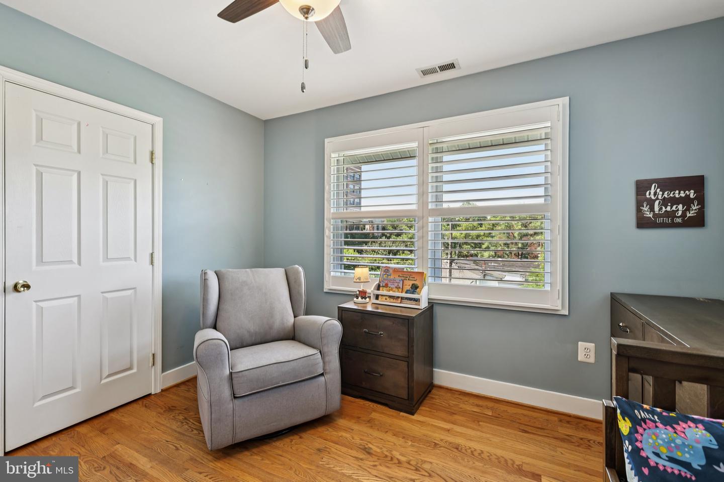 201 PENNSYLVANIA AVE, FALLS CHURCH, Virginia 22046, 4 Bedrooms Bedrooms, 8 Rooms Rooms,3 BathroomsBathrooms,Residential,For sale,201 PENNSYLVANIA AVE,VAFA2003102 MLS # VAFA2003102