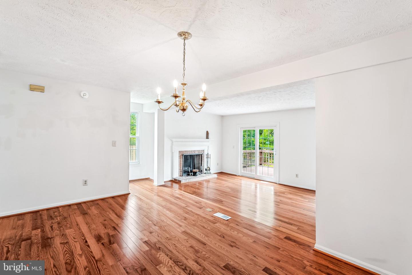 44049 FERNCLIFF TER, ASHBURN, Virginia 20147, 3 Bedrooms Bedrooms, ,2 BathroomsBathrooms,Residential,For sale,44049 FERNCLIFF TER,VALO2100130 MLS # VALO2100130