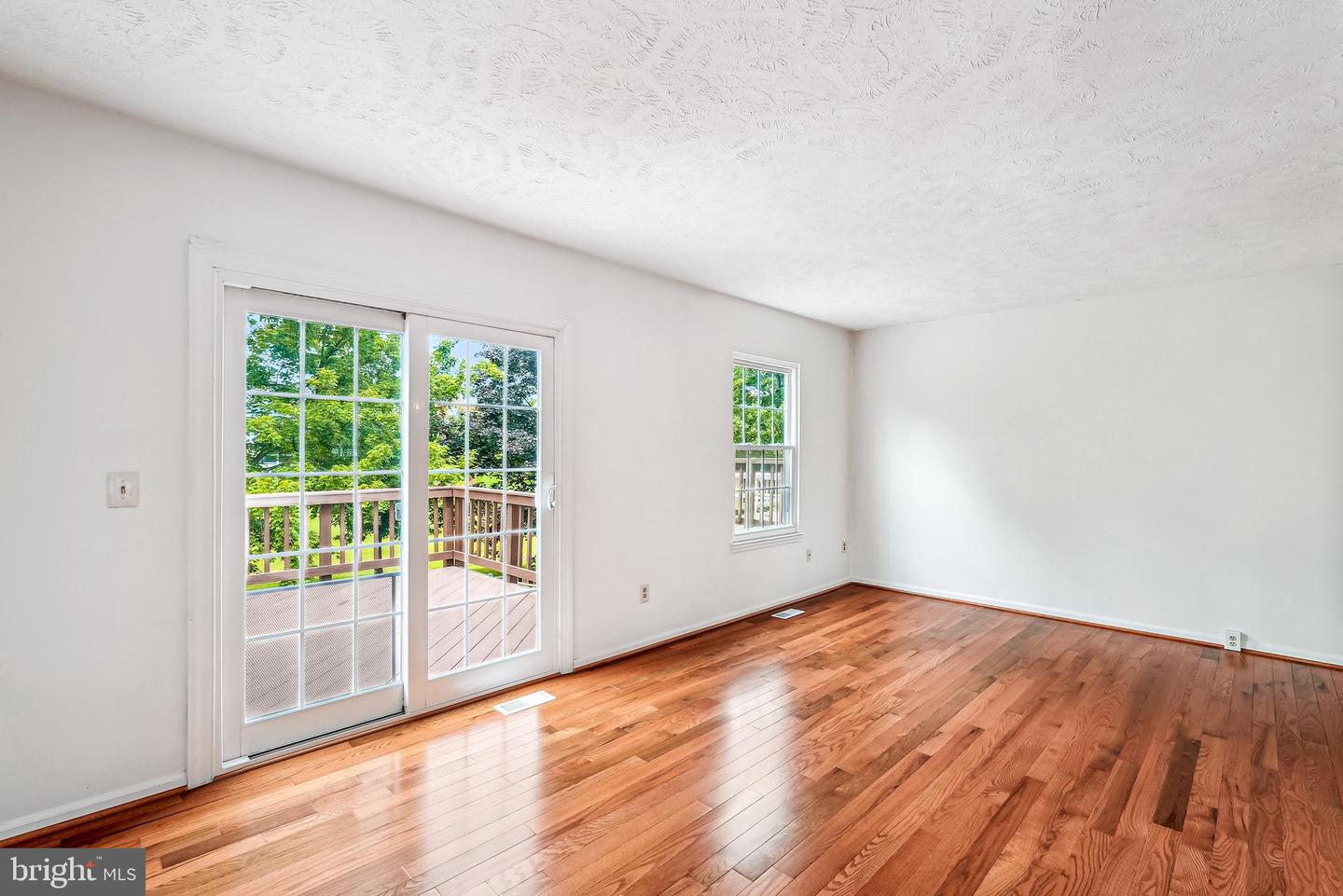 44049 FERNCLIFF TER, ASHBURN, Virginia 20147, 3 Bedrooms Bedrooms, ,2 BathroomsBathrooms,Residential,For sale,44049 FERNCLIFF TER,VALO2100130 MLS # VALO2100130