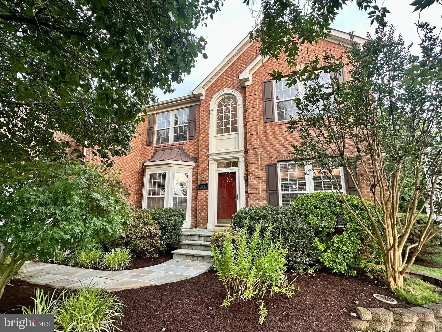 5570 LA VISTA DR, ALEXANDRIA, Virginia 22310, 5 Bedrooms Bedrooms, ,4 BathroomsBathrooms,Residential,For sale,5570 LA VISTA DR,VAFX2249092 MLS # VAFX2249092