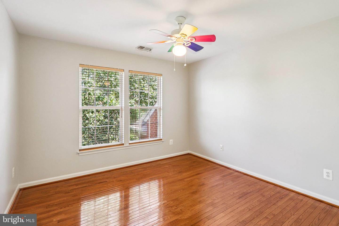 5570 LA VISTA DR, ALEXANDRIA, Virginia 22310, 5 Bedrooms Bedrooms, ,4 BathroomsBathrooms,Residential,For sale,5570 LA VISTA DR,VAFX2249092 MLS # VAFX2249092