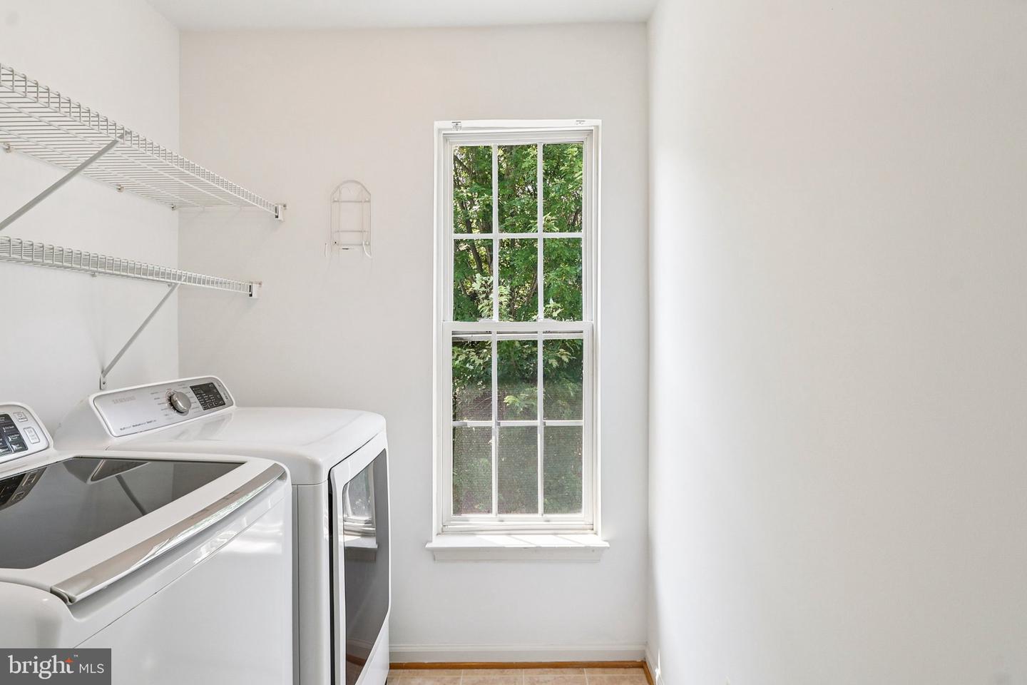 5570 LA VISTA DR, ALEXANDRIA, Virginia 22310, 5 Bedrooms Bedrooms, ,4 BathroomsBathrooms,Residential,For sale,5570 LA VISTA DR,VAFX2249092 MLS # VAFX2249092
