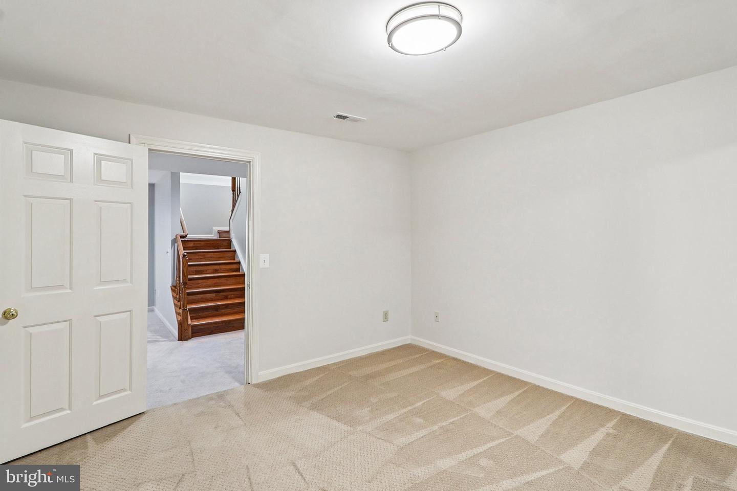 5570 LA VISTA DR, ALEXANDRIA, Virginia 22310, 5 Bedrooms Bedrooms, ,4 BathroomsBathrooms,Residential,For sale,5570 LA VISTA DR,VAFX2249092 MLS # VAFX2249092