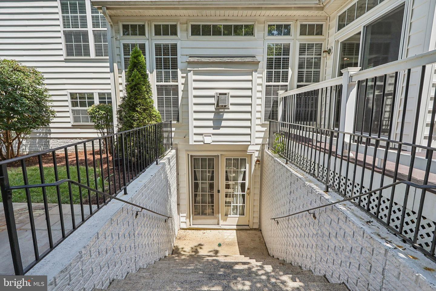 5570 LA VISTA DR, ALEXANDRIA, Virginia 22310, 5 Bedrooms Bedrooms, ,4 BathroomsBathrooms,Residential,For sale,5570 LA VISTA DR,VAFX2249092 MLS # VAFX2249092