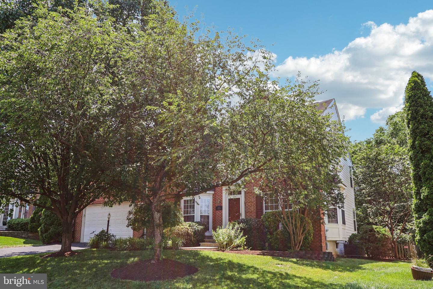 5570 LA VISTA DR, ALEXANDRIA, Virginia 22310, 5 Bedrooms Bedrooms, ,4 BathroomsBathrooms,Residential,For sale,5570 LA VISTA DR,VAFX2249092 MLS # VAFX2249092