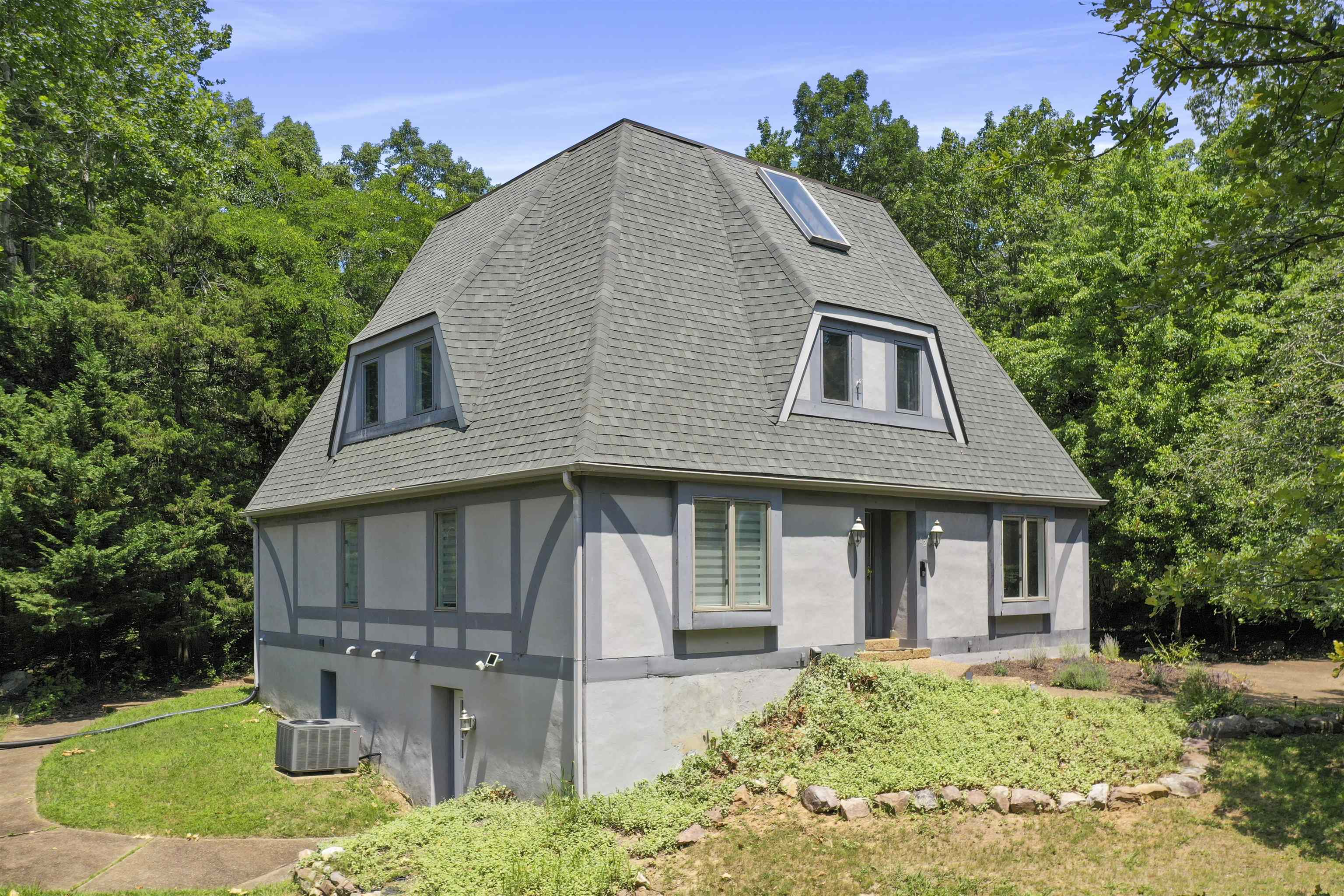 162 HARTMAN CT, MCGAHEYSVILLE, Virginia 22840, 4 Bedrooms Bedrooms, ,2 BathroomsBathrooms,Residential,162 HARTMAN CT,666304 MLS # 666304
