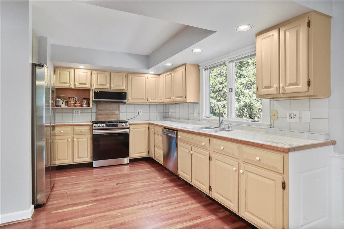 162 HARTMAN CT, MCGAHEYSVILLE, Virginia 22840, 4 Bedrooms Bedrooms, ,2 BathroomsBathrooms,Residential,162 HARTMAN CT,666304 MLS # 666304