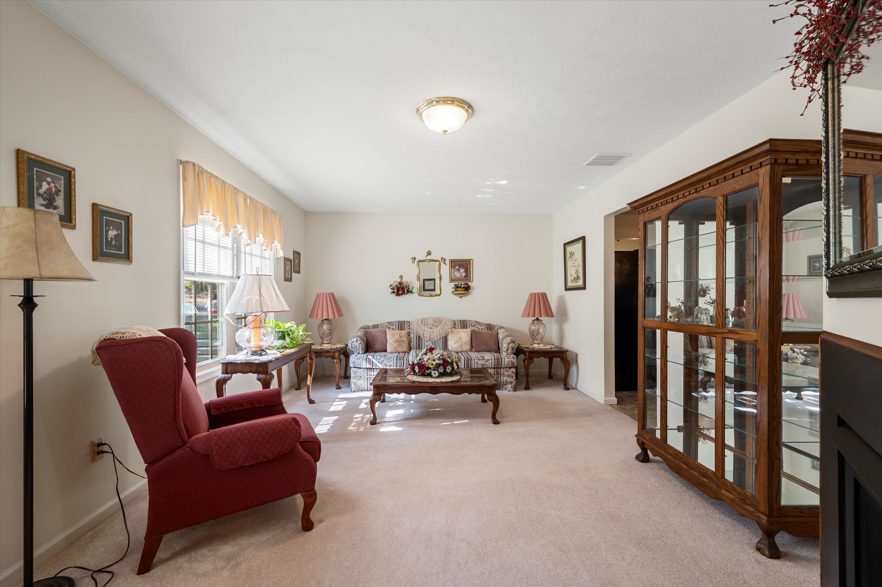5409 SMITH CREEK RD, NEW MARKET, Virginia 22844, 3 Bedrooms Bedrooms, ,2 BathroomsBathrooms,Residential,5409 SMITH CREEK RD,666306 MLS # 666306