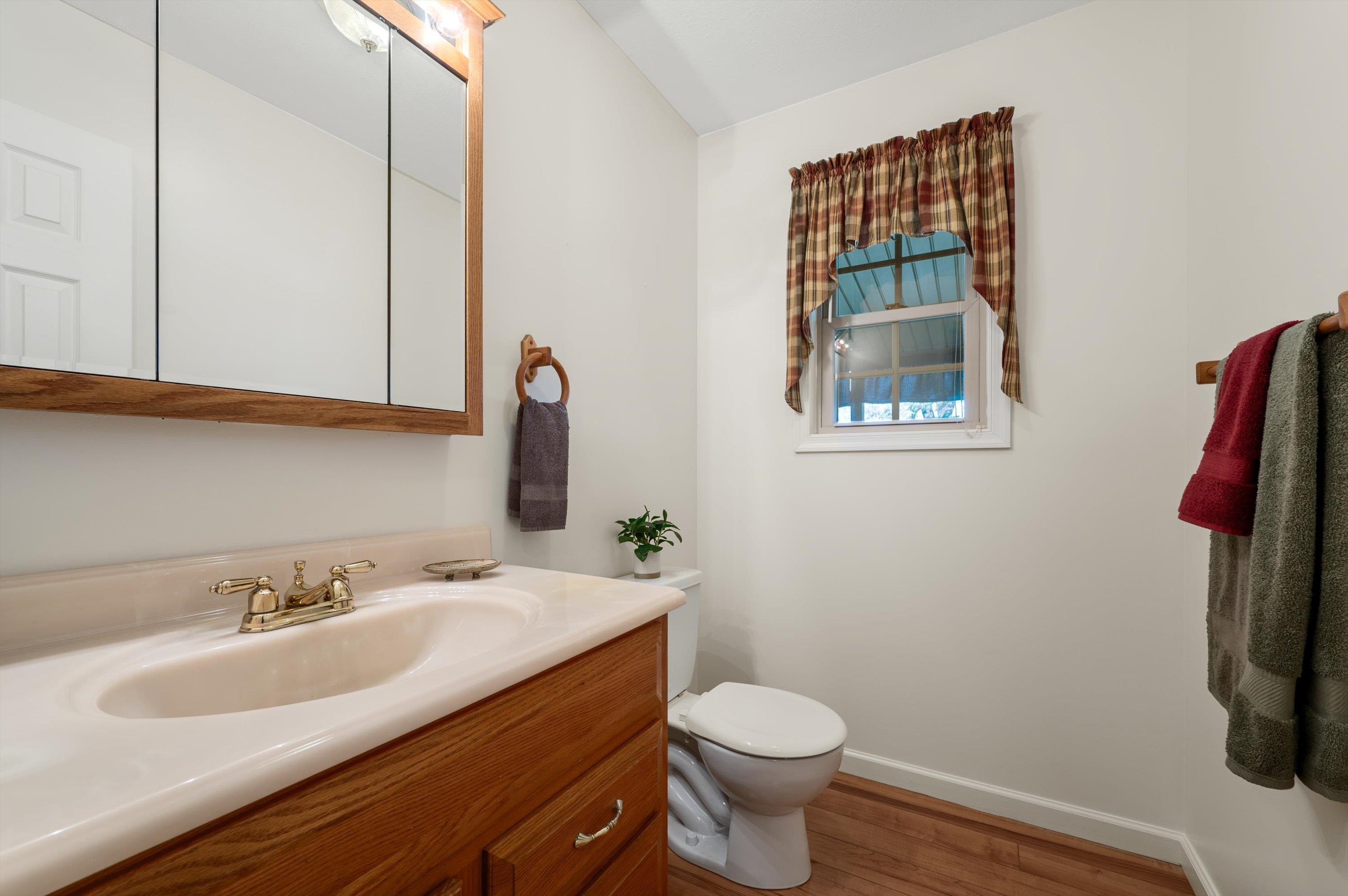 5409 SMITH CREEK RD, NEW MARKET, Virginia 22844, 3 Bedrooms Bedrooms, ,2 BathroomsBathrooms,Residential,5409 SMITH CREEK RD,666306 MLS # 666306