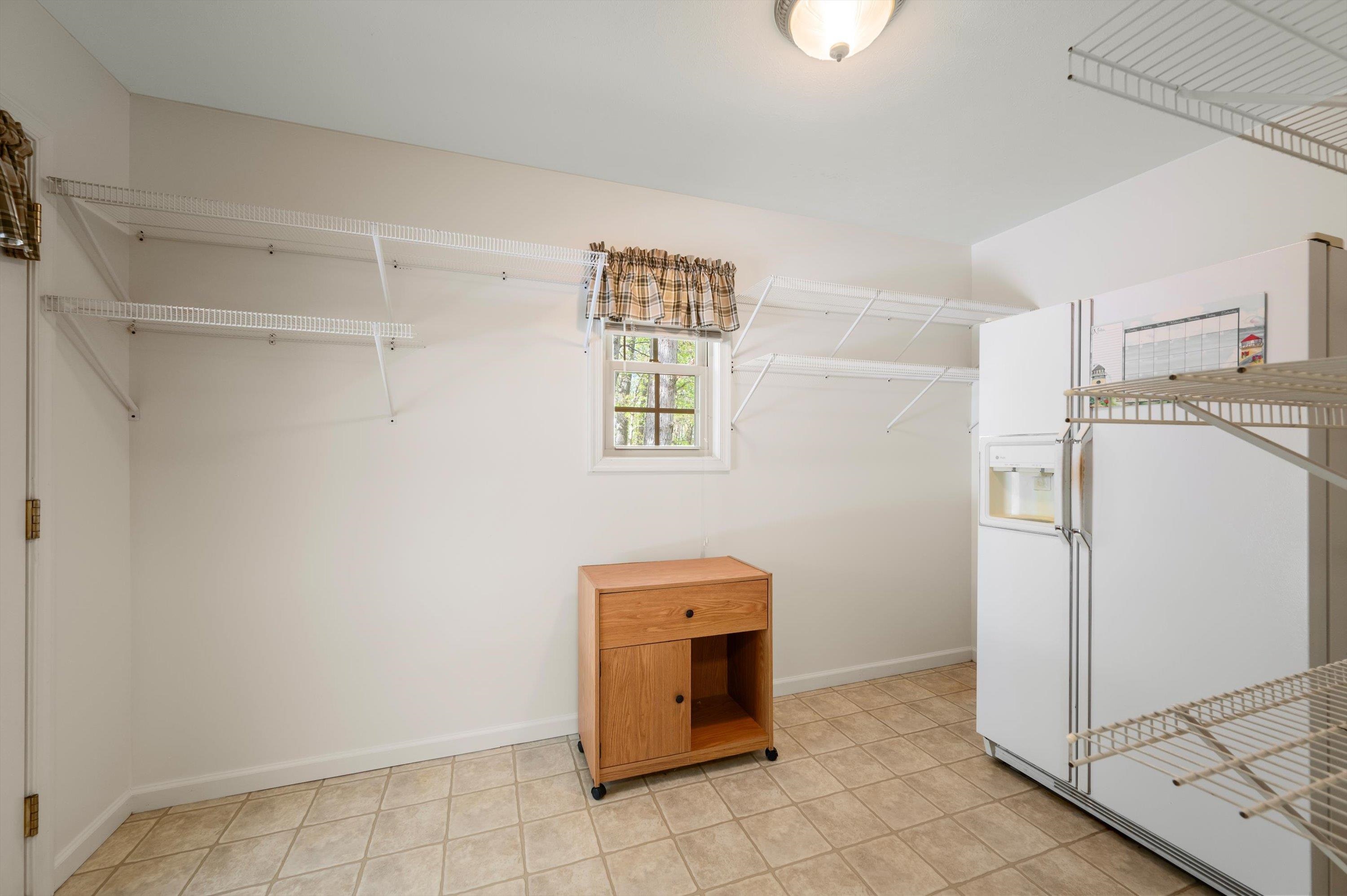 5409 SMITH CREEK RD, NEW MARKET, Virginia 22844, 3 Bedrooms Bedrooms, ,2 BathroomsBathrooms,Residential,5409 SMITH CREEK RD,666306 MLS # 666306