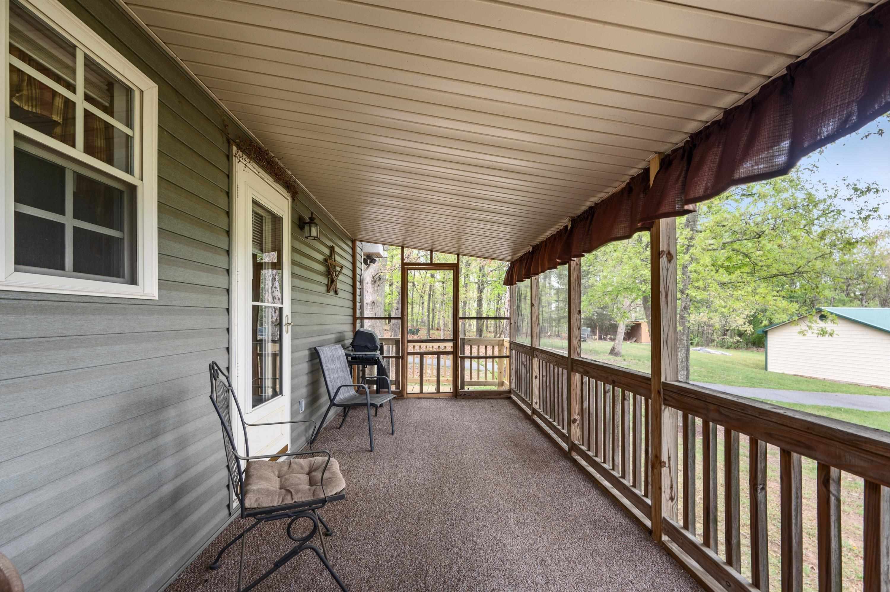 5409 SMITH CREEK RD, NEW MARKET, Virginia 22844, 3 Bedrooms Bedrooms, ,2 BathroomsBathrooms,Residential,5409 SMITH CREEK RD,666306 MLS # 666306