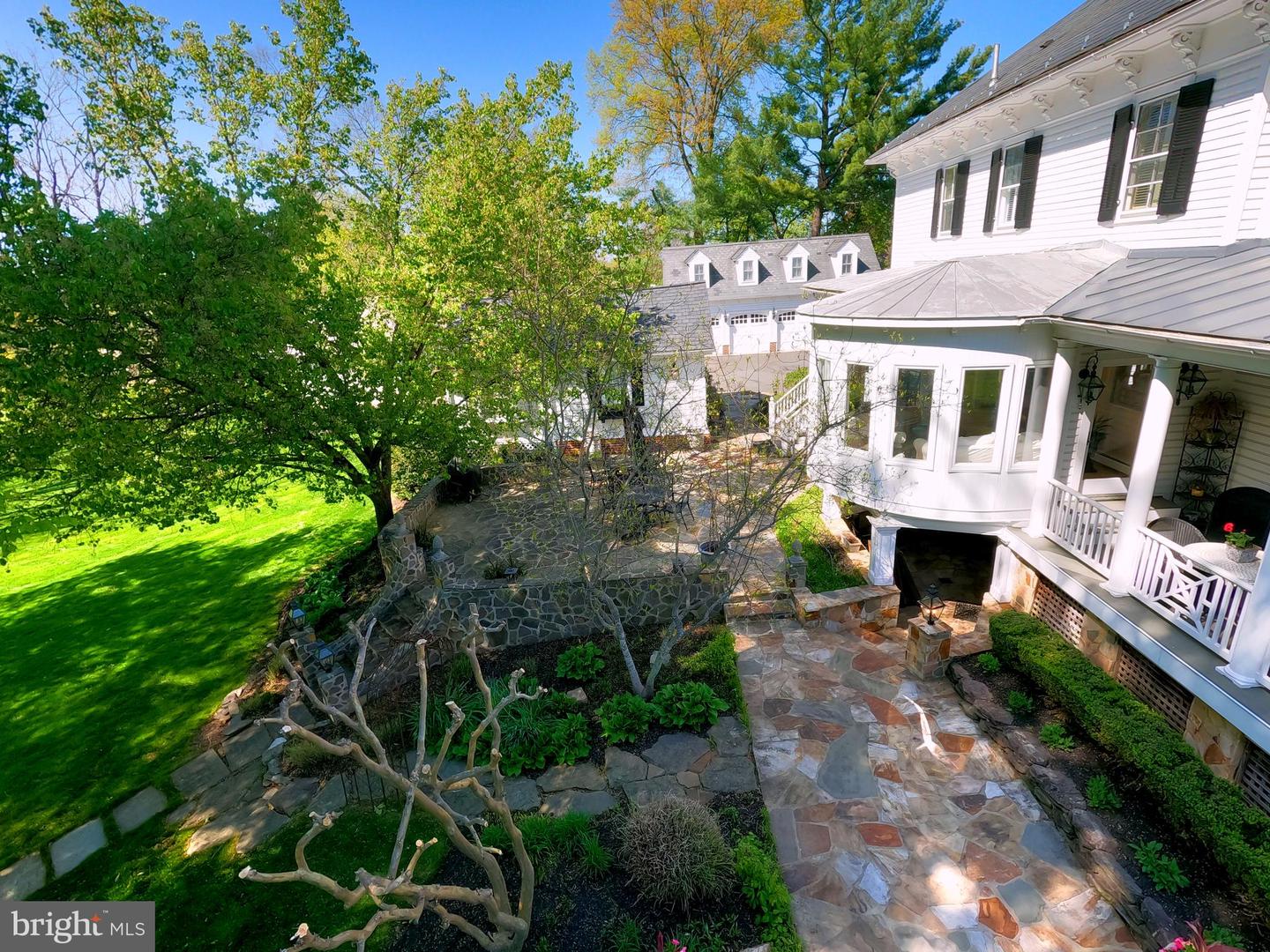 3634 CHAIN BRIDGE RD, FAIRFAX, Virginia 22030, 4 Bedrooms Bedrooms, ,4 BathroomsBathrooms,Residential,For sale,3634 CHAIN BRIDGE RD,VAFC2006512 MLS # VAFC2006512