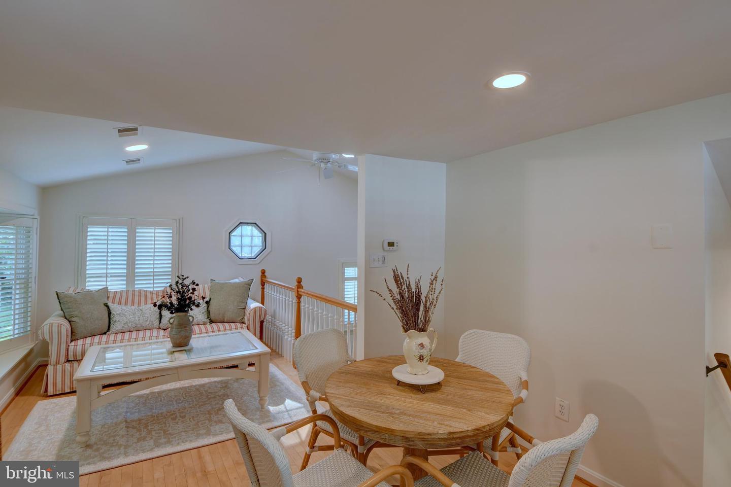 3634 CHAIN BRIDGE RD, FAIRFAX, Virginia 22030, 4 Bedrooms Bedrooms, ,4 BathroomsBathrooms,Residential,For sale,3634 CHAIN BRIDGE RD,VAFC2006512 MLS # VAFC2006512
