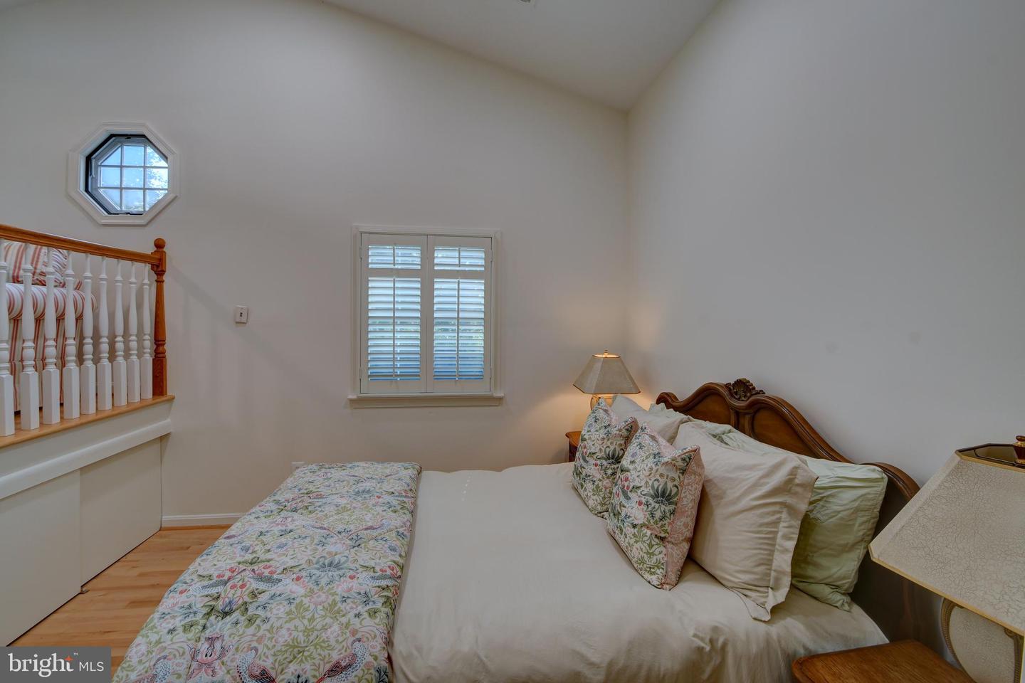 3634 CHAIN BRIDGE RD, FAIRFAX, Virginia 22030, 4 Bedrooms Bedrooms, ,4 BathroomsBathrooms,Residential,For sale,3634 CHAIN BRIDGE RD,VAFC2006512 MLS # VAFC2006512