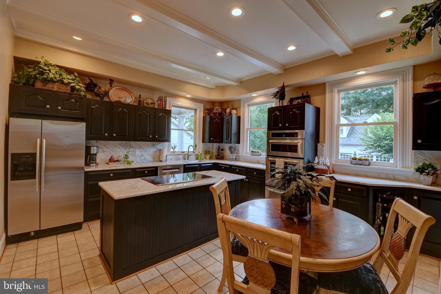 3634 CHAIN BRIDGE RD, FAIRFAX, Virginia 22030, 4 Bedrooms Bedrooms, ,4 BathroomsBathrooms,Residential,For sale,3634 CHAIN BRIDGE RD,VAFC2006512 MLS # VAFC2006512