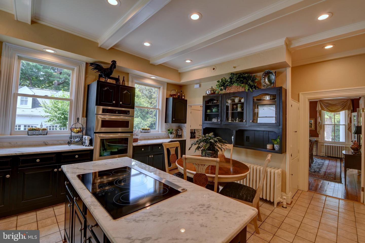 3634 CHAIN BRIDGE RD, FAIRFAX, Virginia 22030, 4 Bedrooms Bedrooms, ,4 BathroomsBathrooms,Residential,For sale,3634 CHAIN BRIDGE RD,VAFC2006512 MLS # VAFC2006512