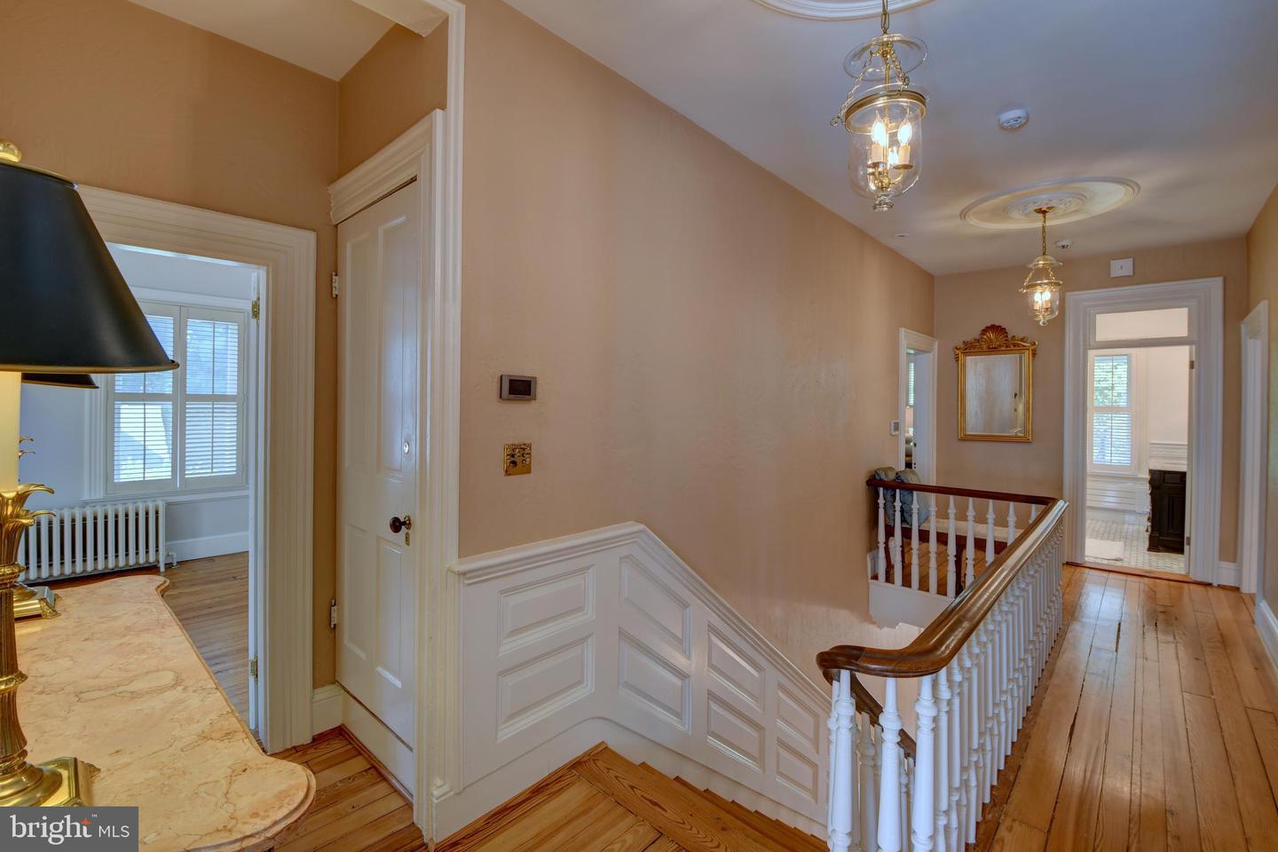 3634 CHAIN BRIDGE RD, FAIRFAX, Virginia 22030, 4 Bedrooms Bedrooms, ,4 BathroomsBathrooms,Residential,For sale,3634 CHAIN BRIDGE RD,VAFC2006512 MLS # VAFC2006512